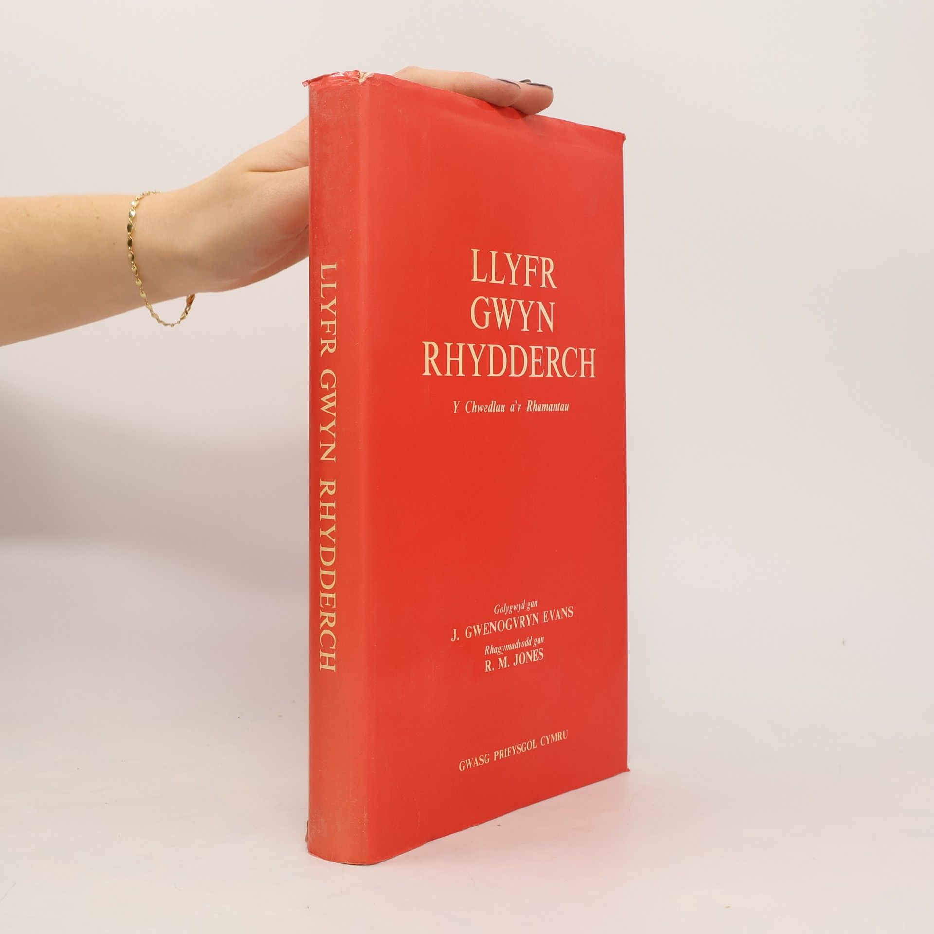 R.M. Jones Llyfr Gwyn Rhydderch