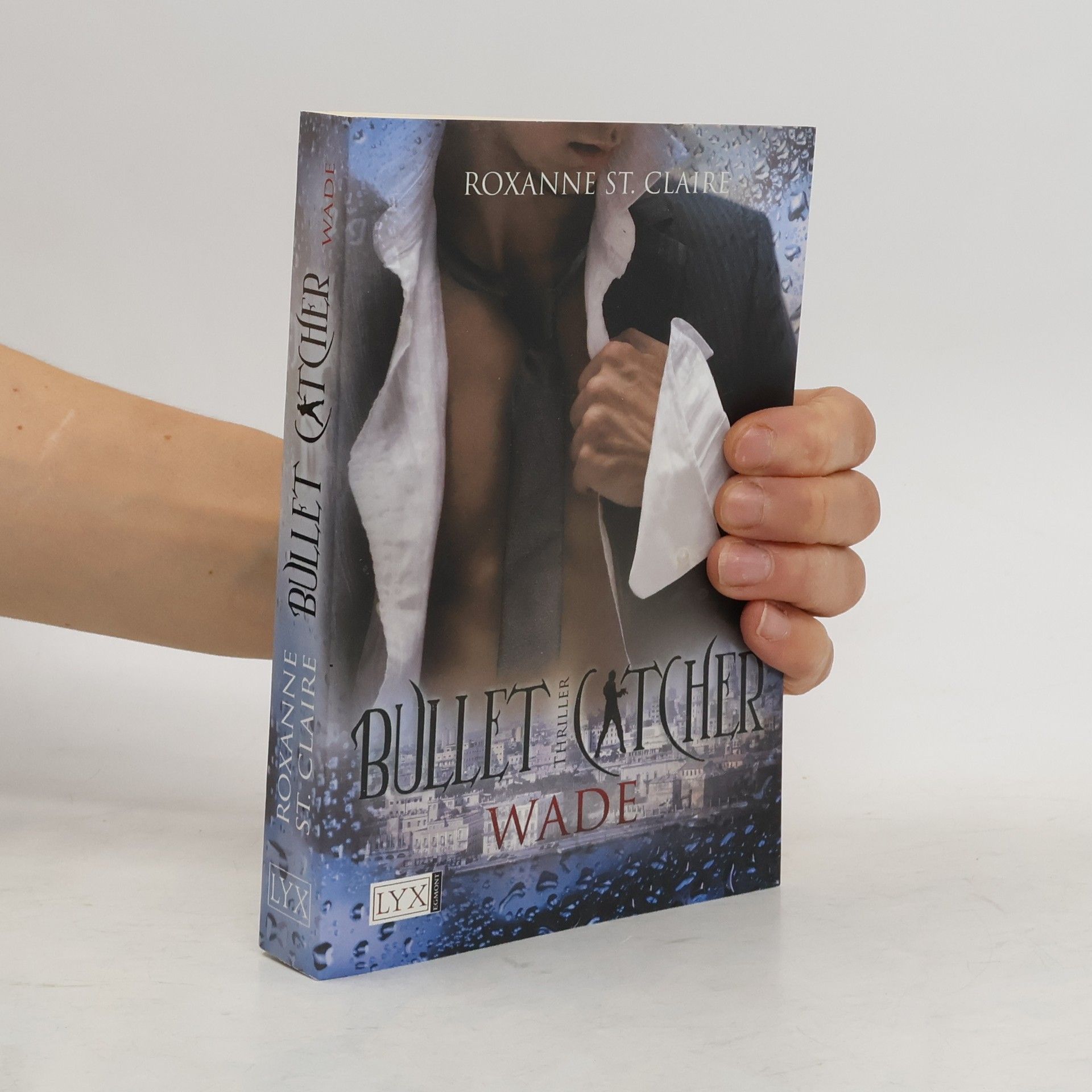 Roxanne St. Claire Bullet Catcher - Wade