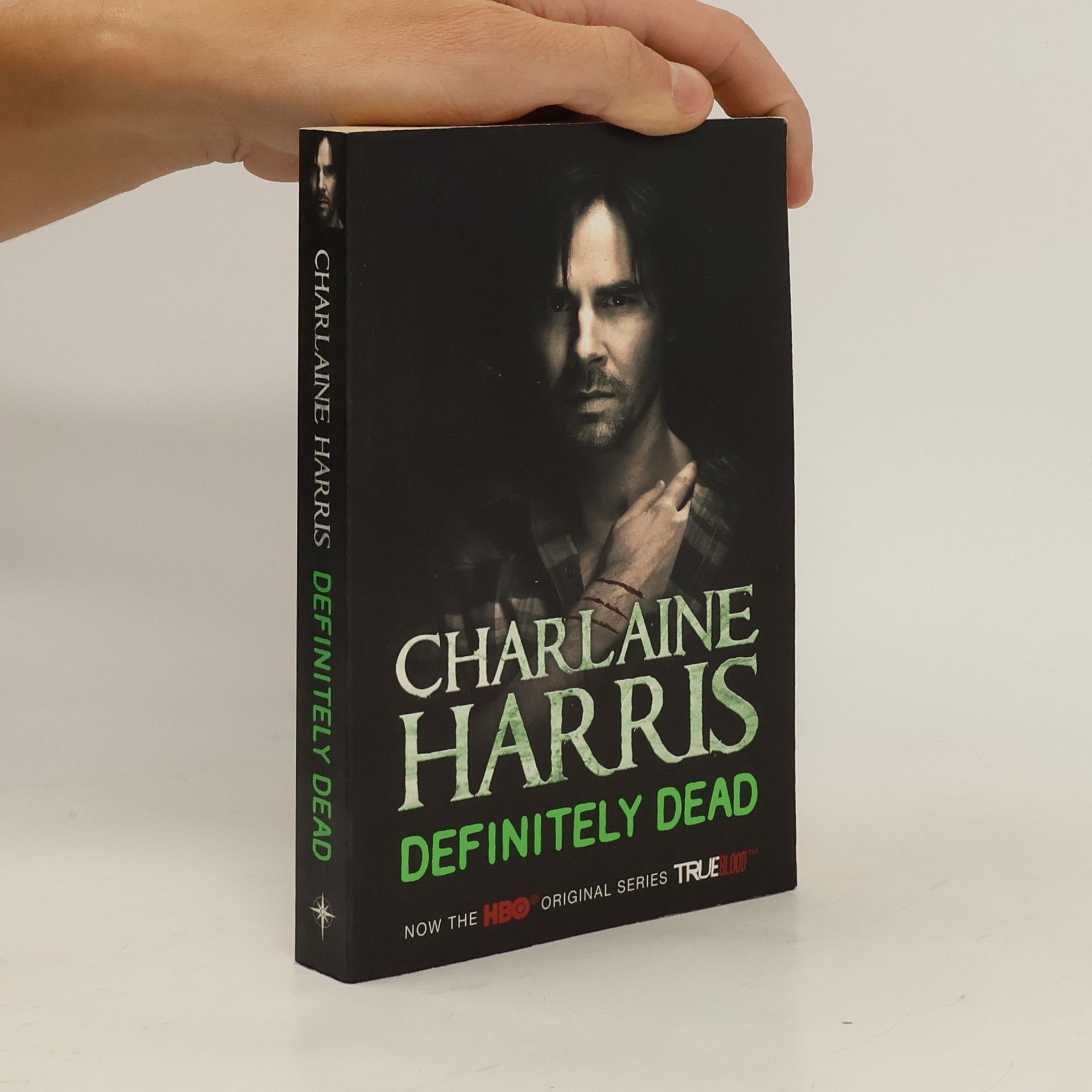 Charlaine Harris Definitely Dead