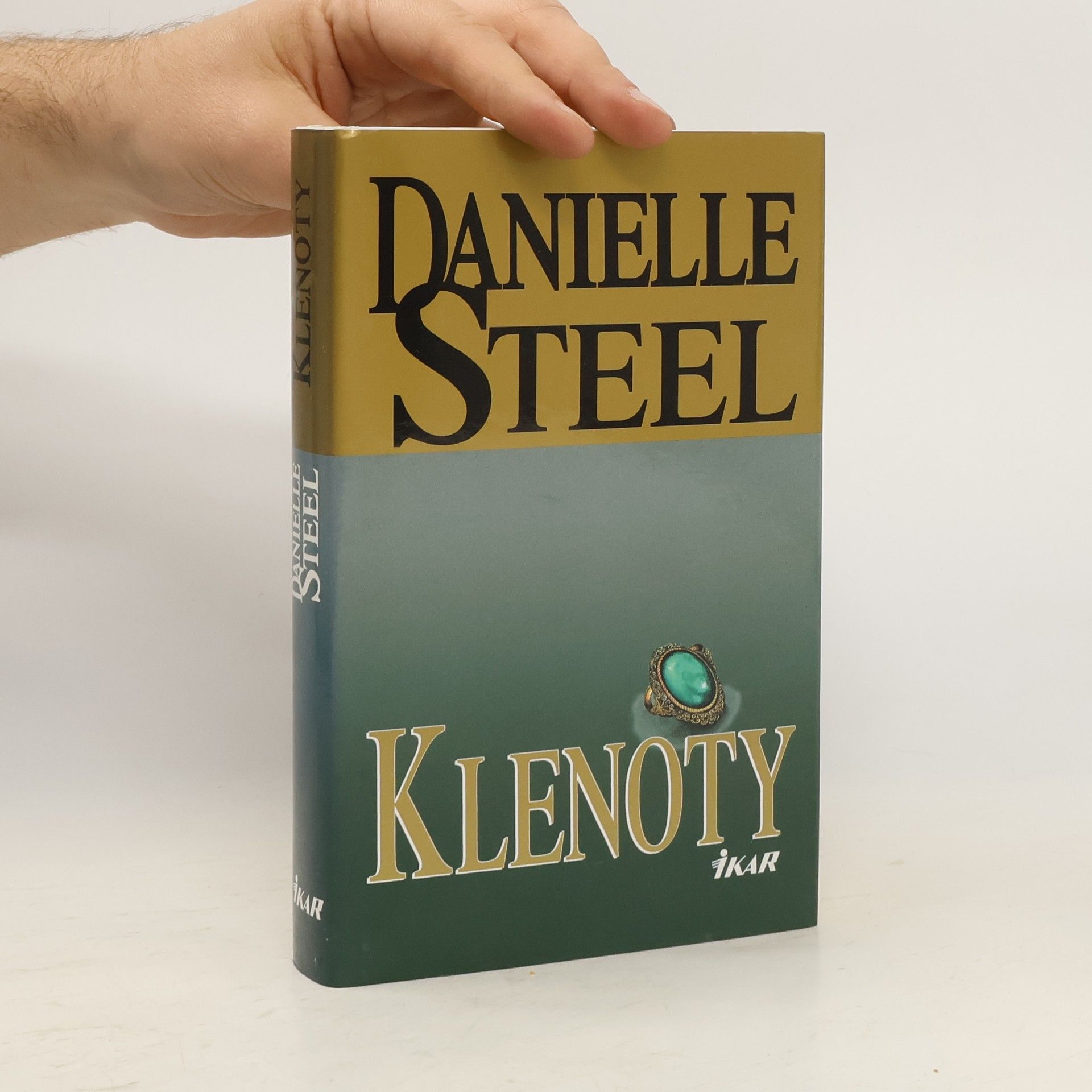 Danielle Steel Klenoty