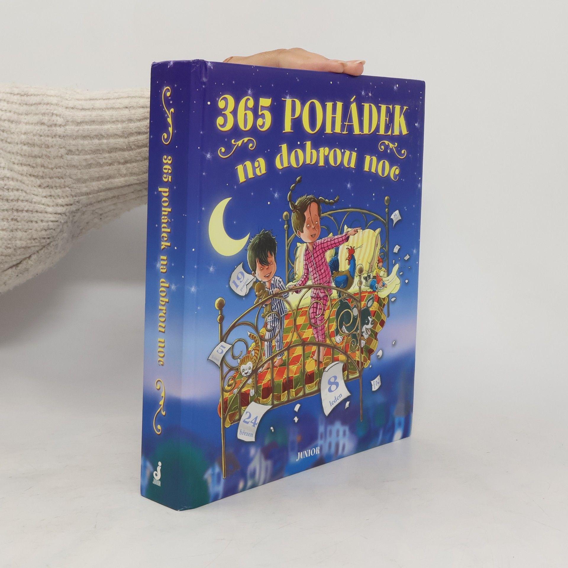 kolektiv 365 pohádek na dobrou noc
