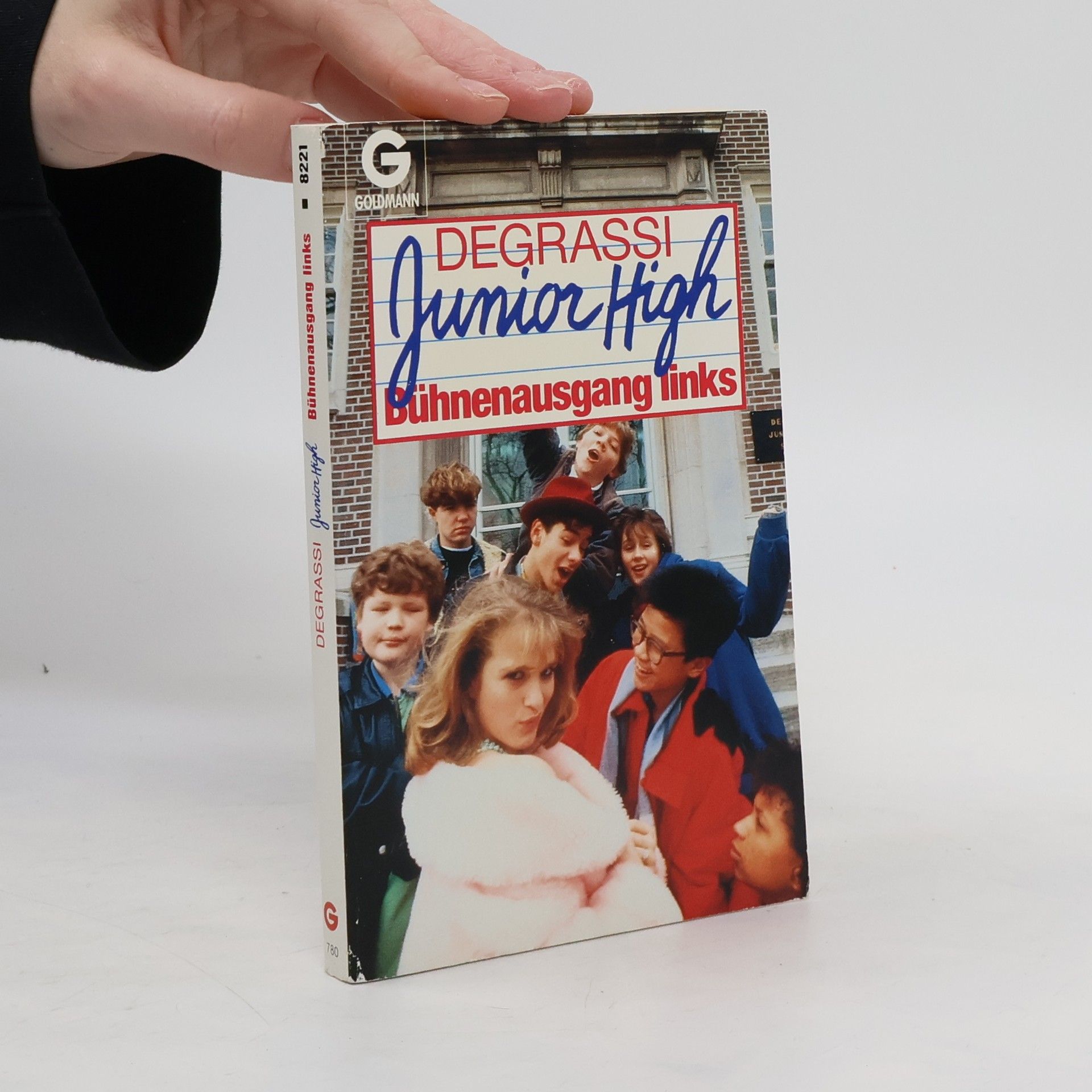 William Pasnak Degrassi Junior High. Bühnenausgang links