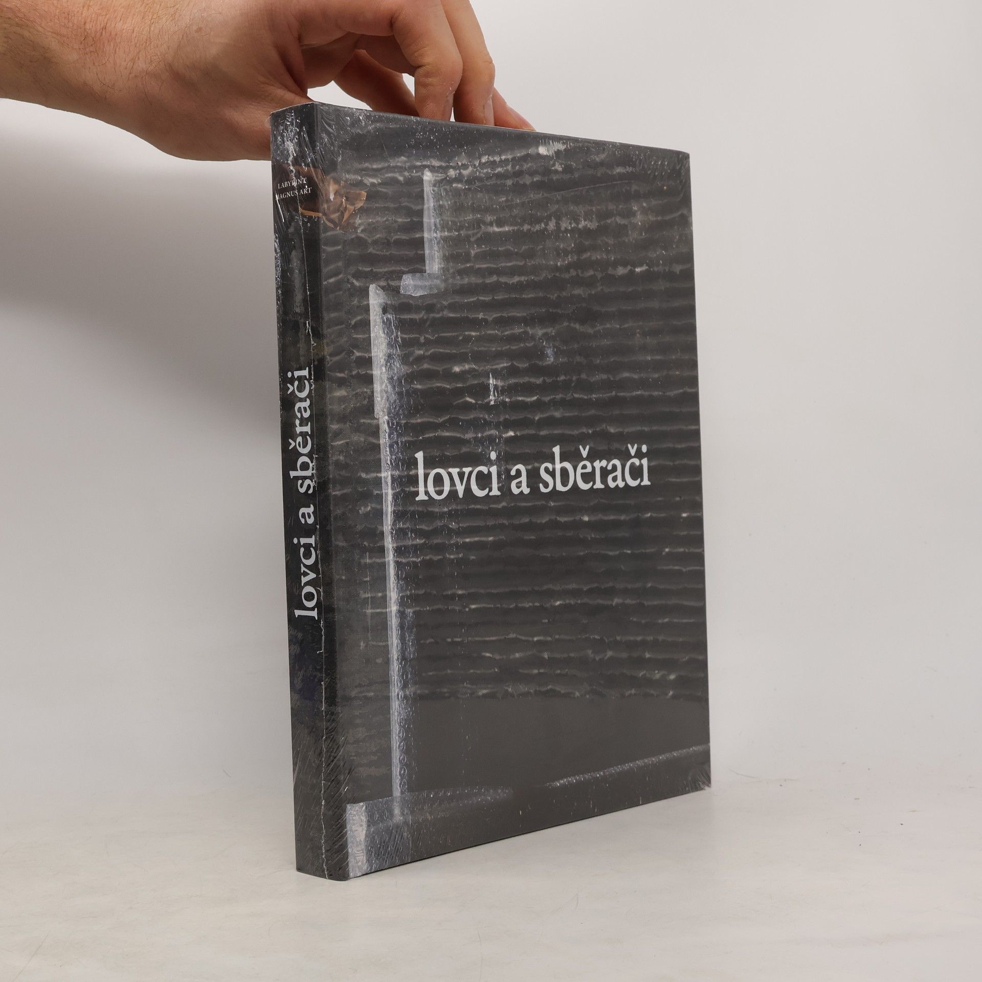 AA.VV. Lovci a sběrači