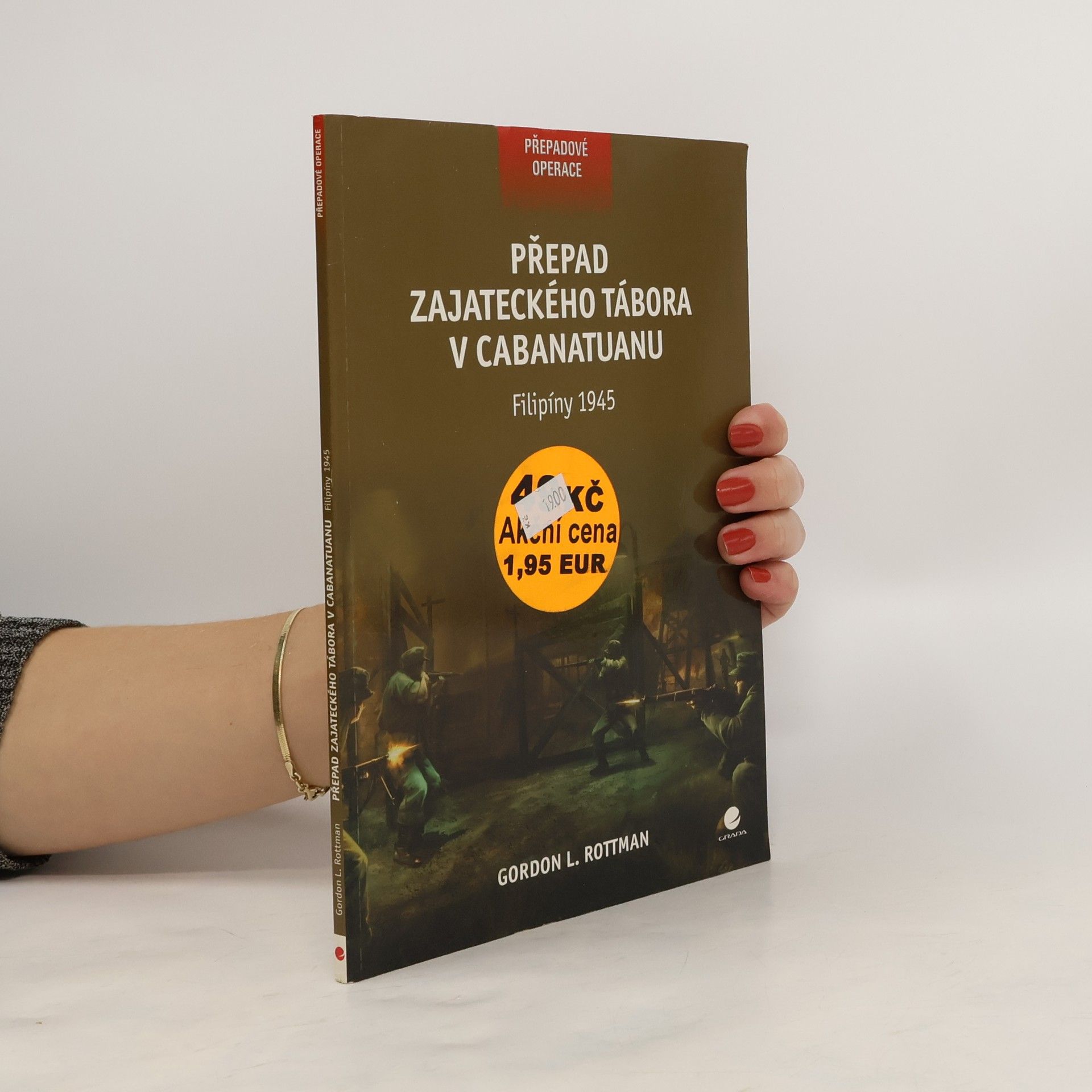 Gordon L. Rottman Přepad zajateckého tábora v Cabanatuanu