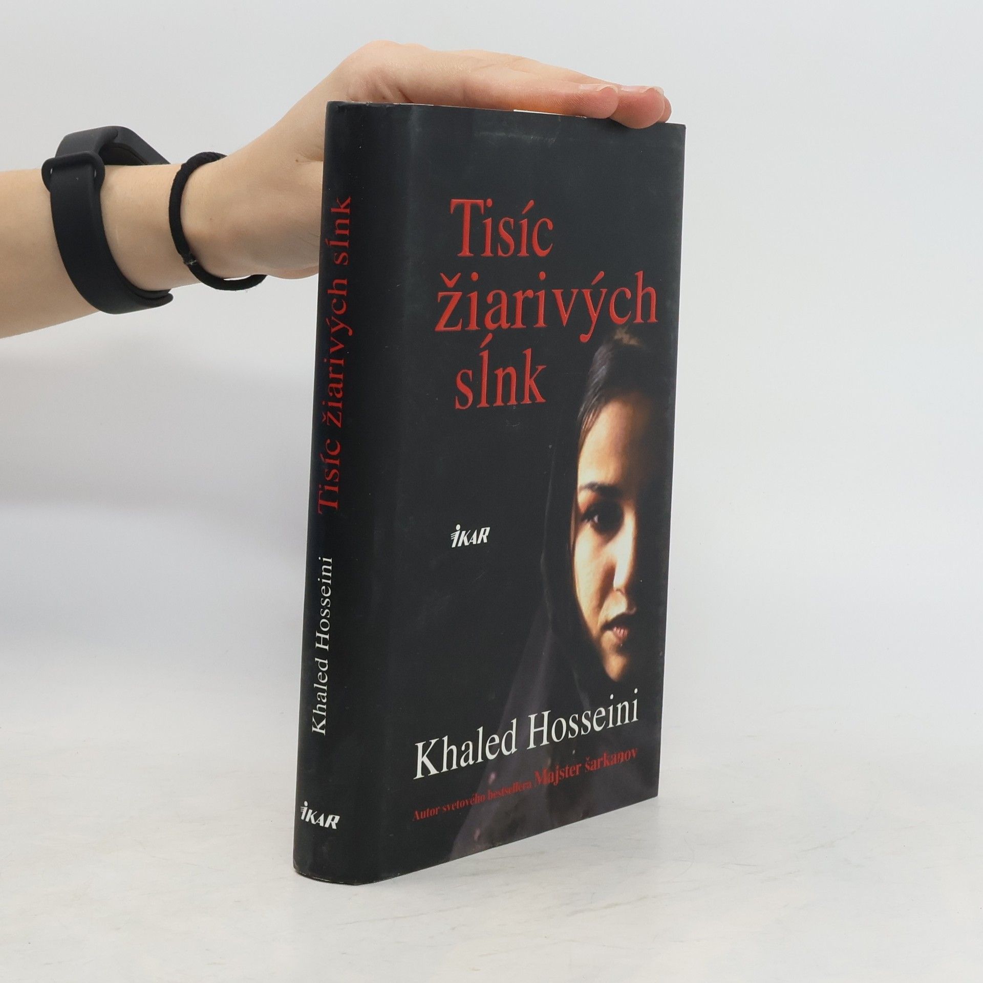 Khaled Hosseini Tisíc žiarivých sĺnk