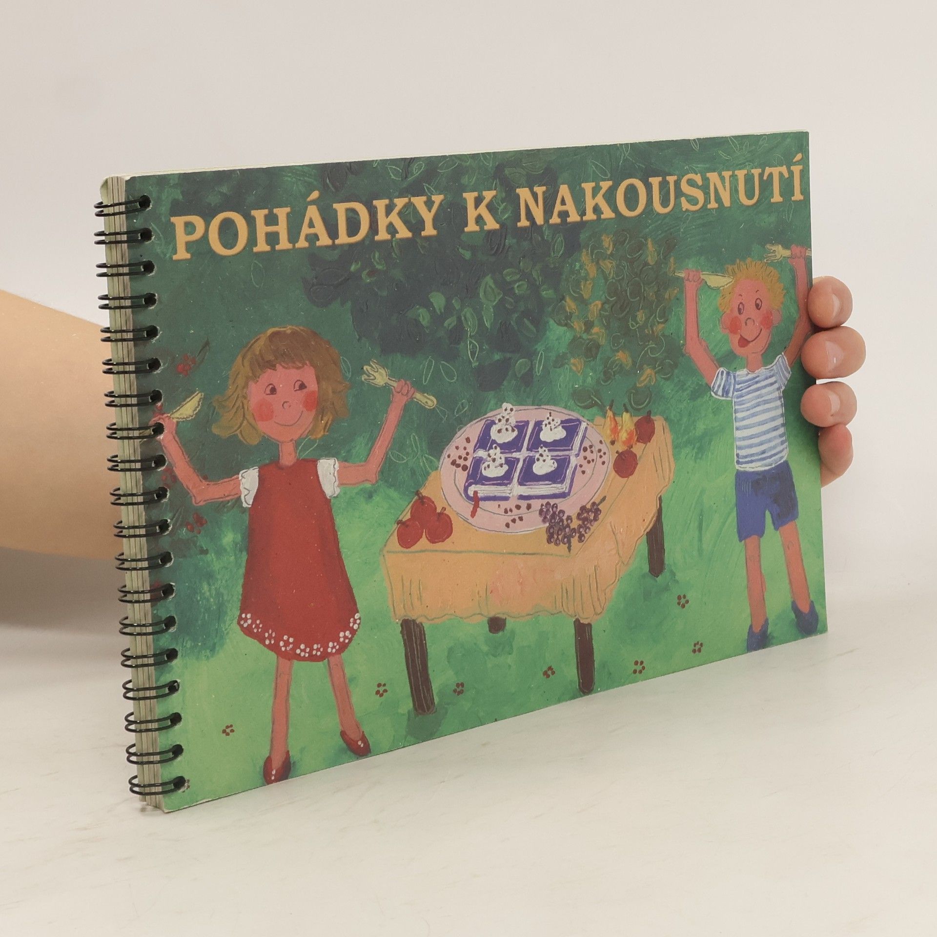 Julie Hodková Pohádky k nakousnutí