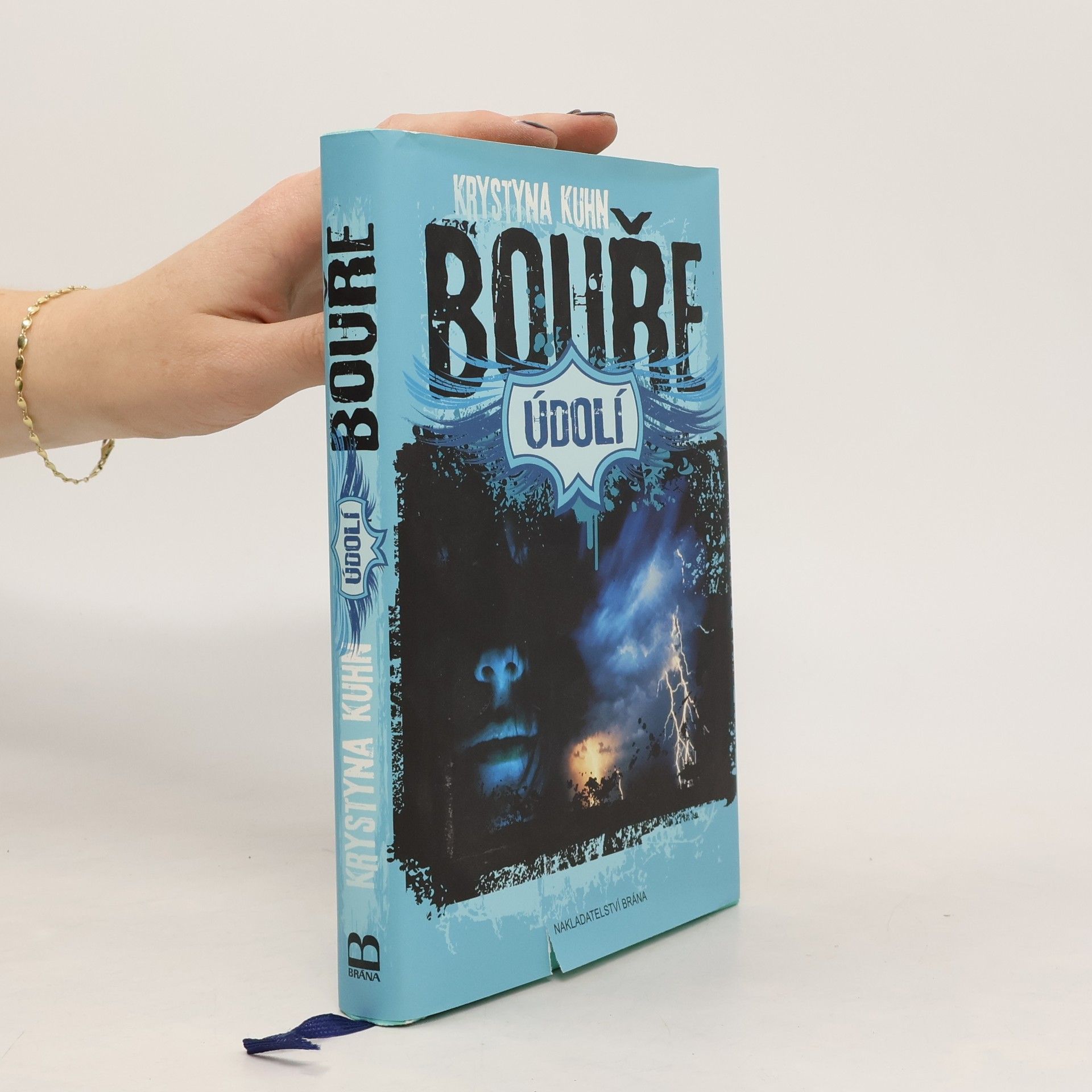Krystyna Kuhnová Údolí. 3. díl. Bouře