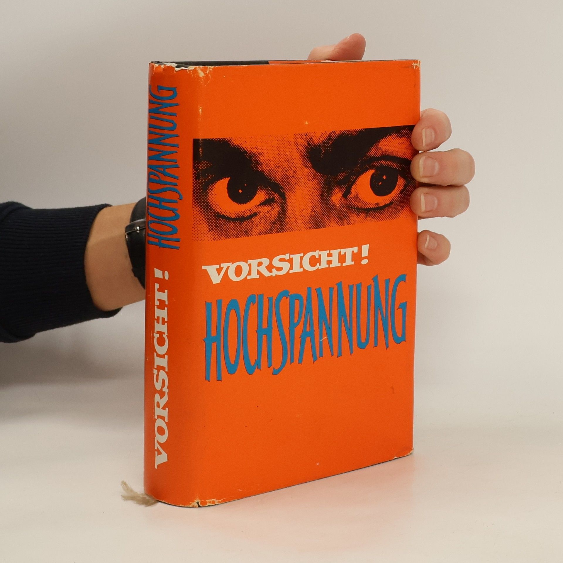 kolektiv Vorsicht! Hochspannung