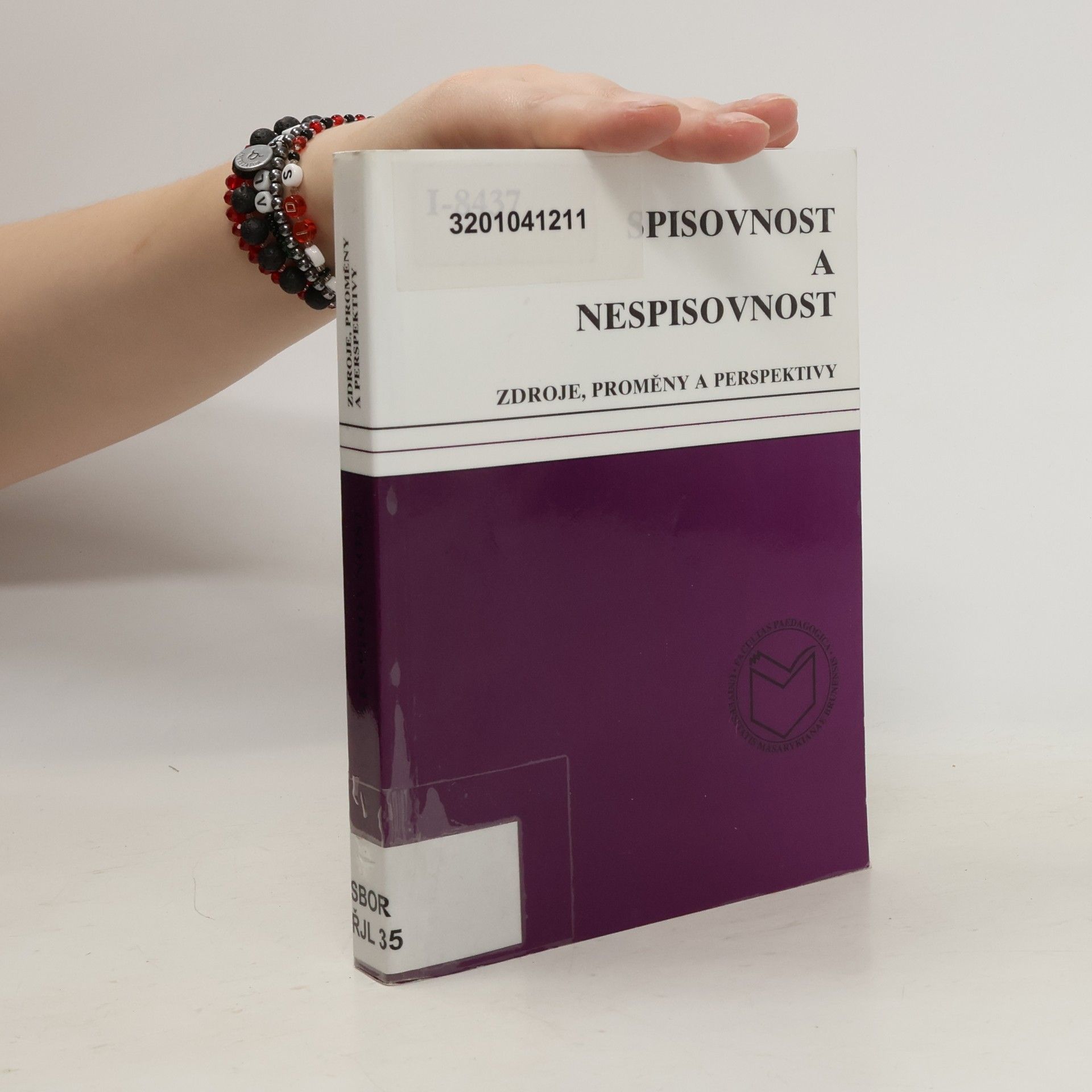 Eva Minářová Spisovnost a nespisovnost: zdroje, proměny a perspektivy