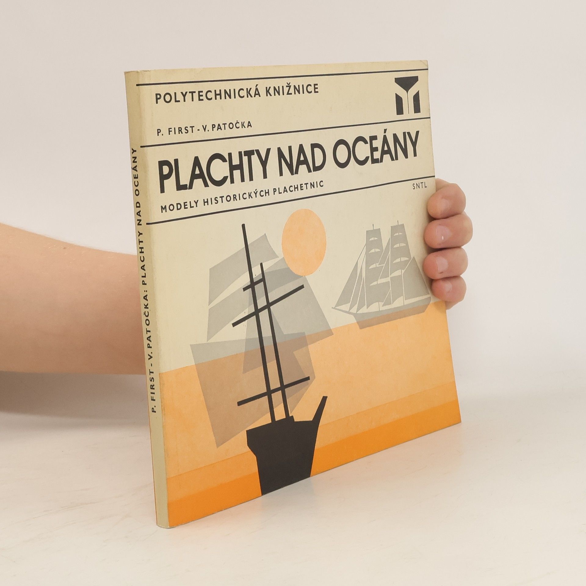 Pavel First Plachty nad oceány