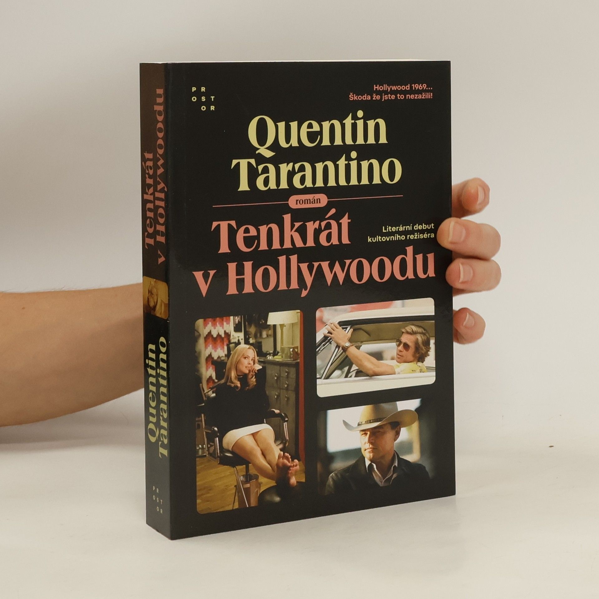Quentin Tarantino Tenkrát v Hollywoodu : román
