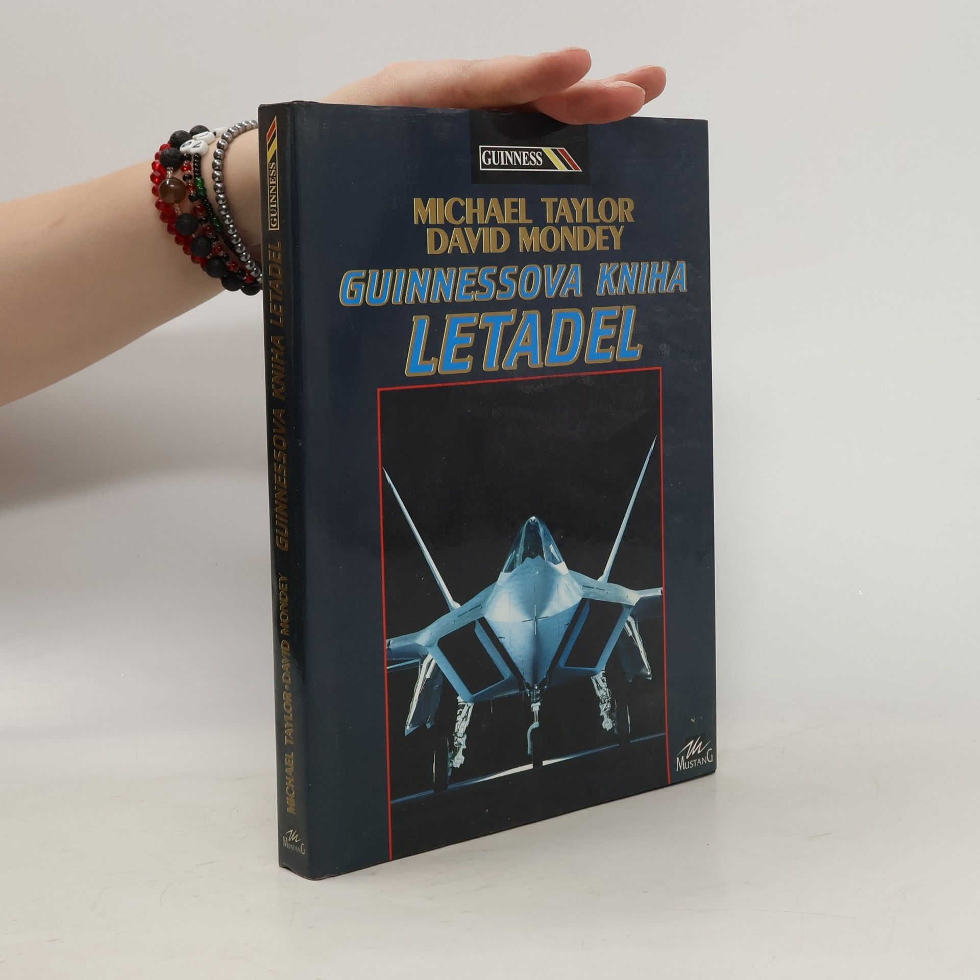 Michael J. H. Taylor Guinnessova kniha letadel
