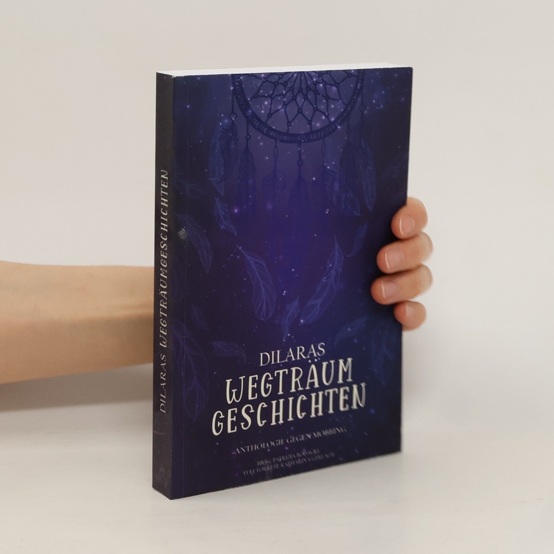 Yule Forrest Dilaras Wegträumgeschichten