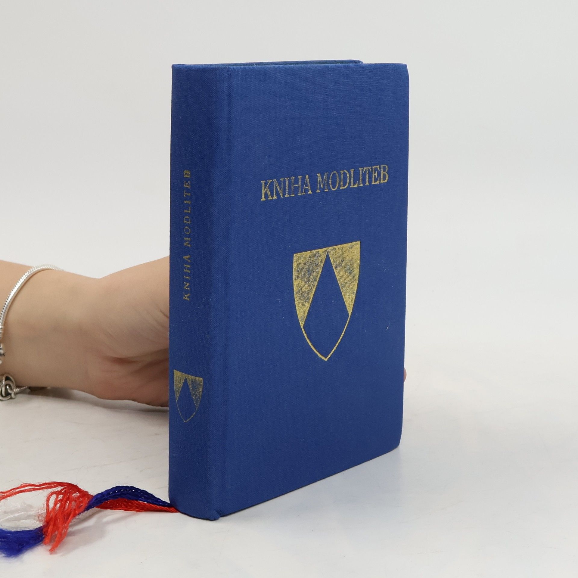 Collectif d'auteurs Kniha modliteb