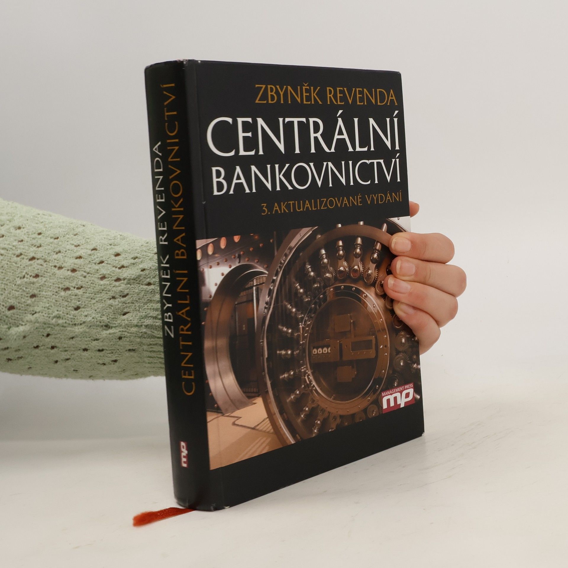 Zbyněk Revenda Centrální bankovnictví
