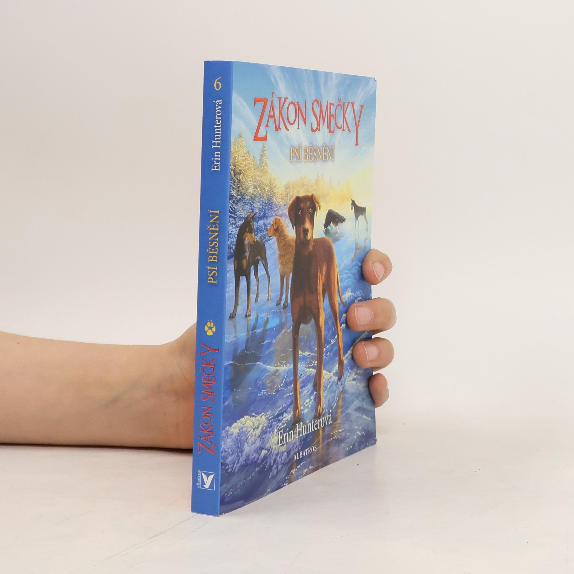 Erin Hunter Psí běsnění. Zákon smečky