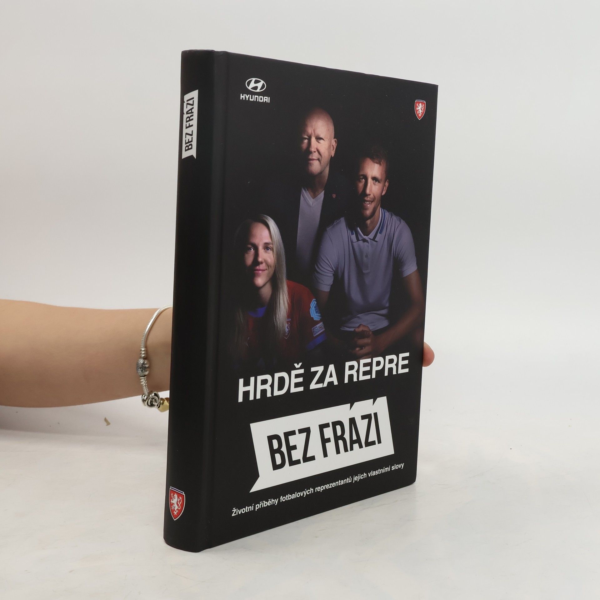 Bez frází. Hrdě za repre