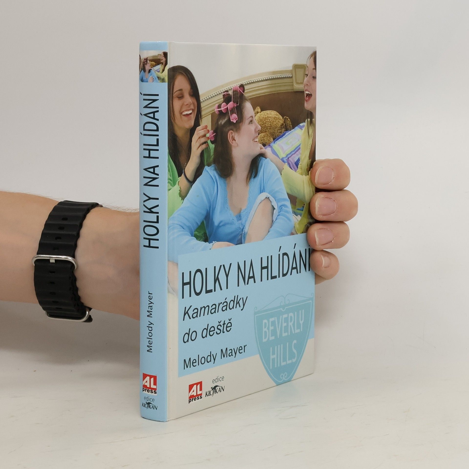 Melody Mayer Holky na hlídání. Kamarádky do deště