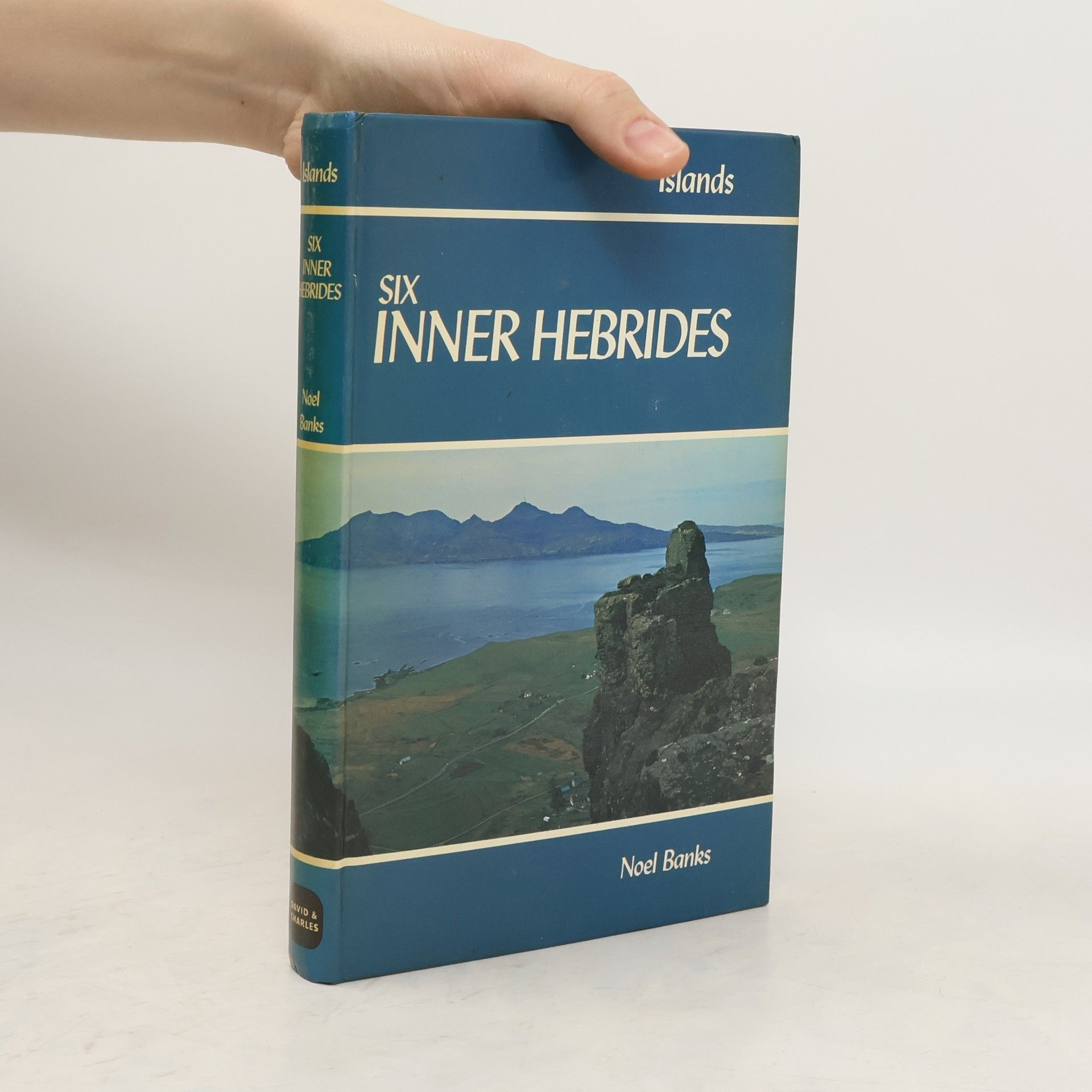 Noel Banks Six Inner Hebrides : Eigg, Rum, Canna, Muck, Coll, Tiree