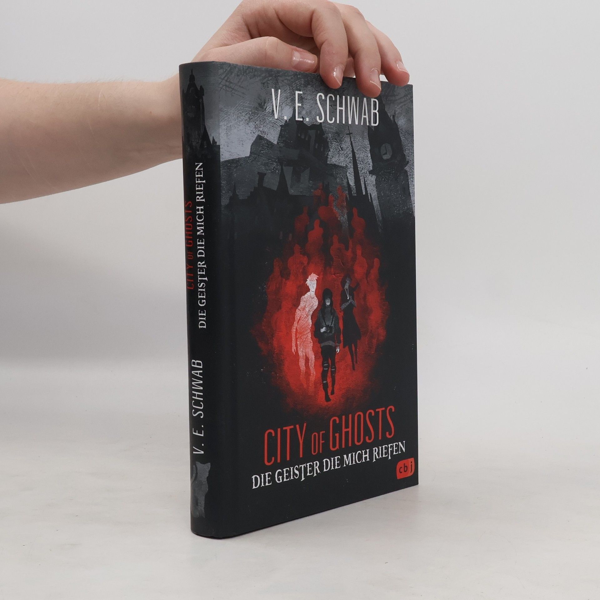 Victoria Schwab City of Ghosts