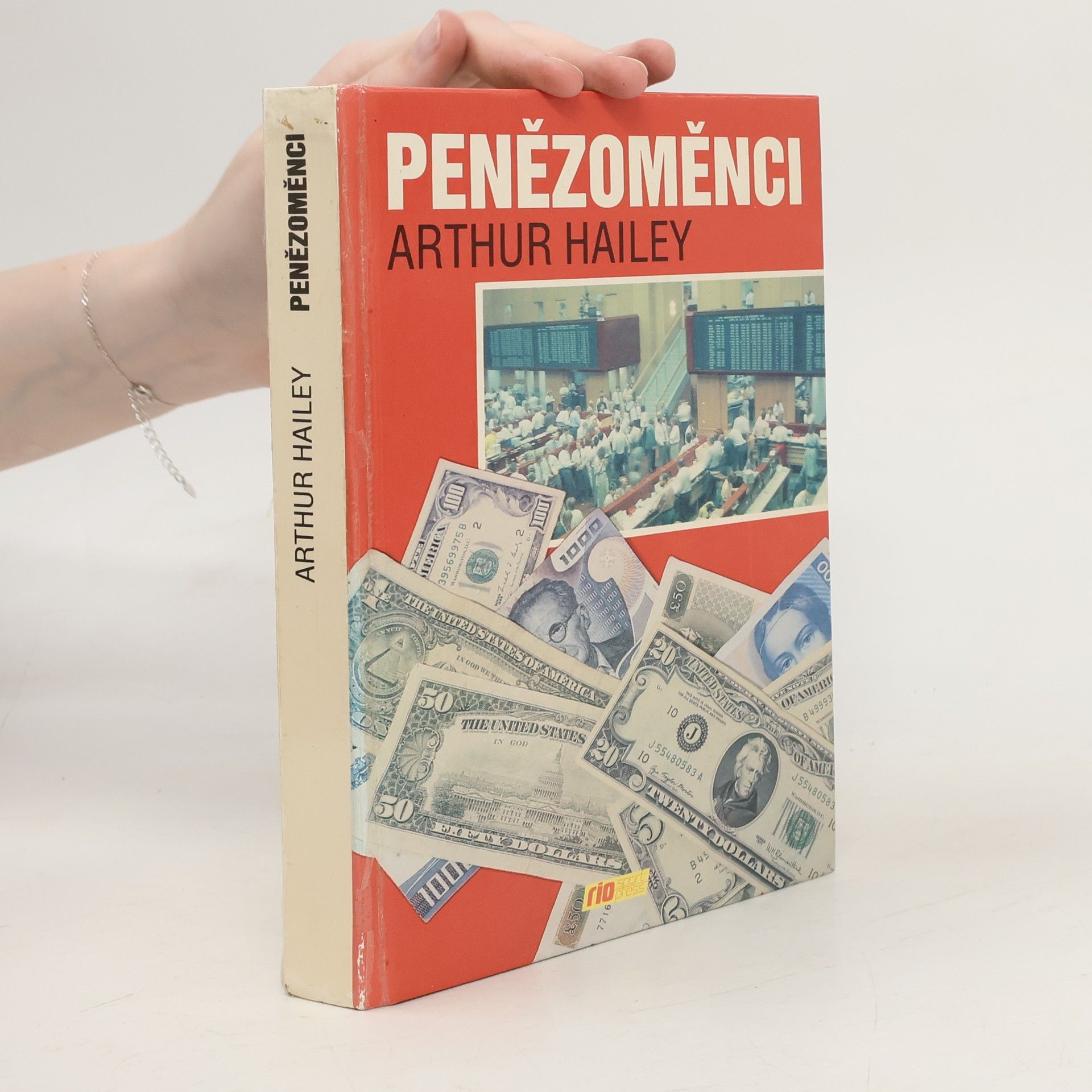 Arthur Hailey Penězoměnci