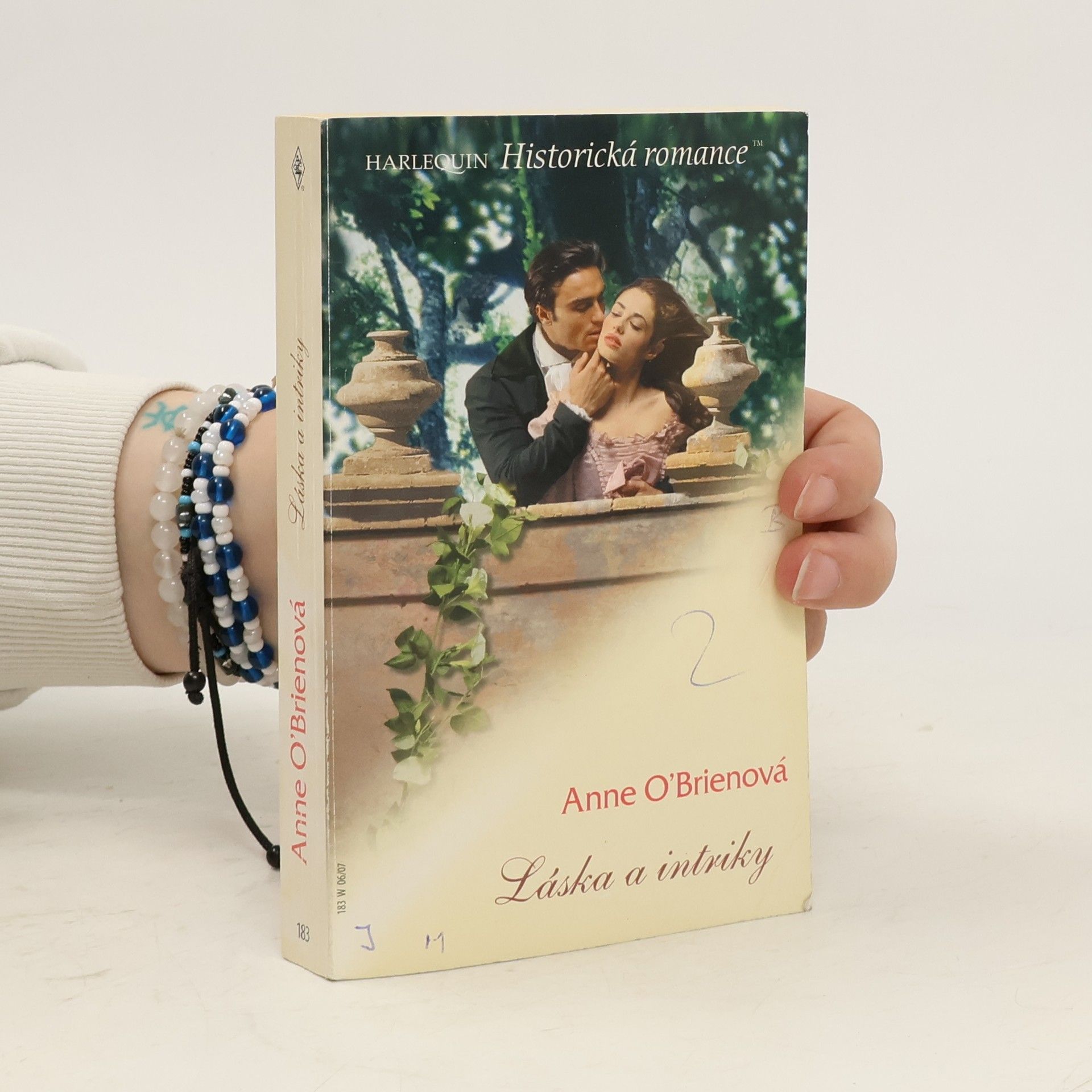 Anne O. Brien Láska a intriky