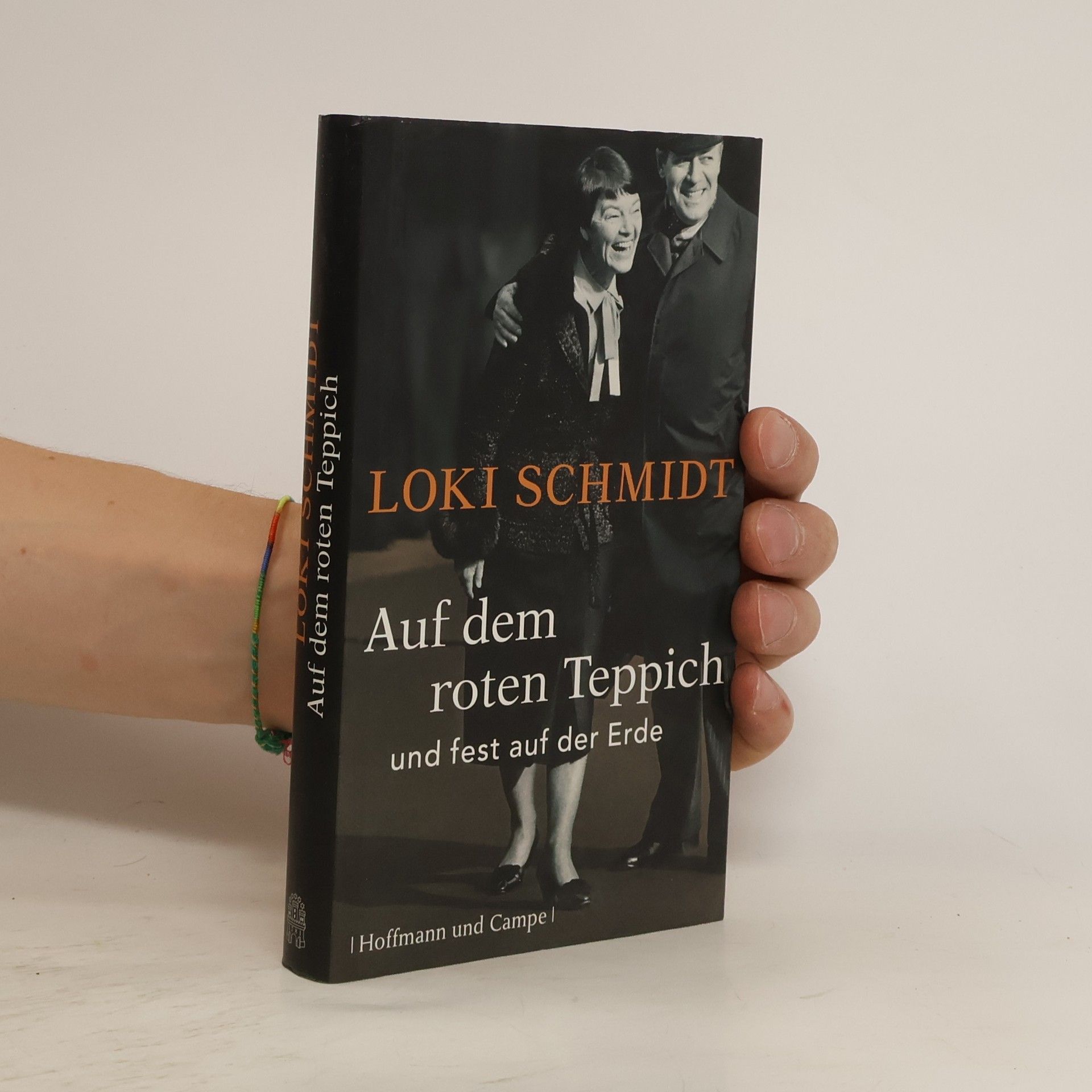 Loki Schmidt Auf dem roten Teppich und fest auf der Erde