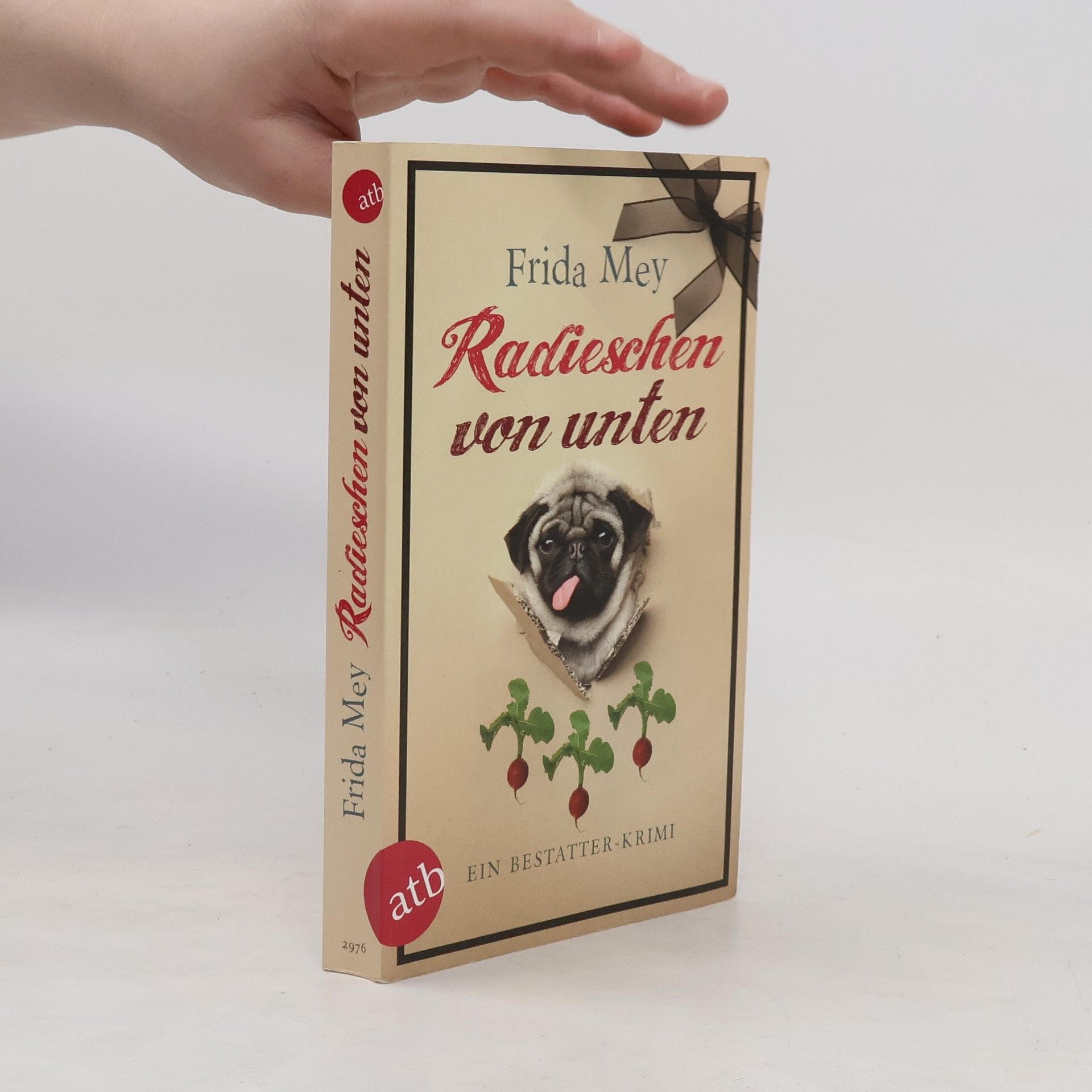 Frida Mey Radieschen von unten