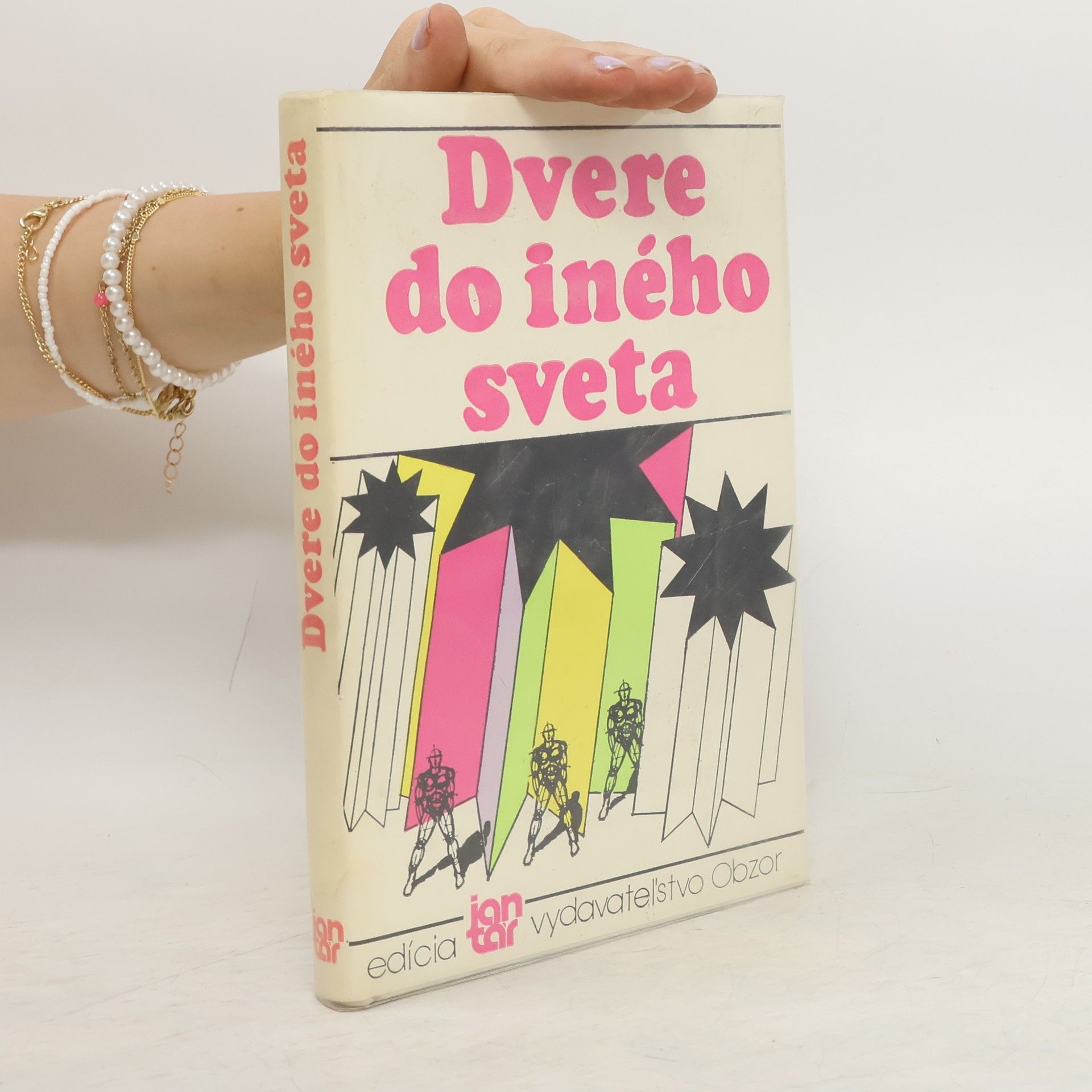kolektiv Dvere do iného sveta