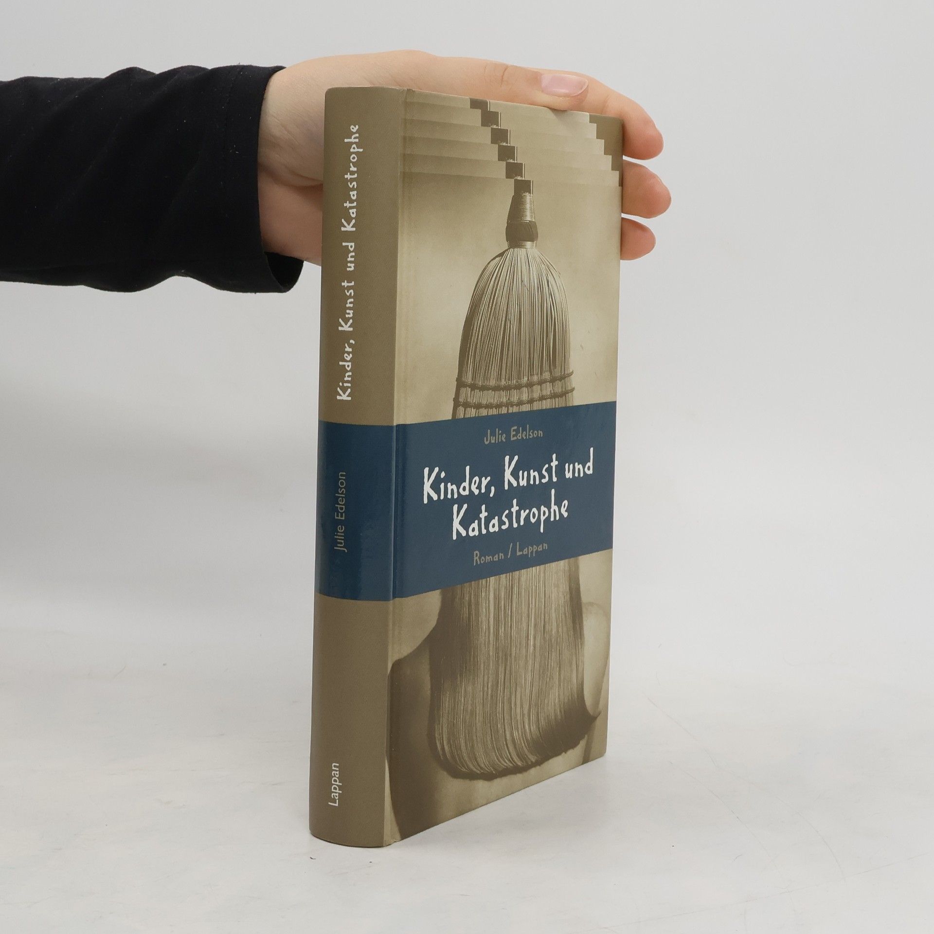 Julie Edelson Kinder, Kunst und Katastrophe