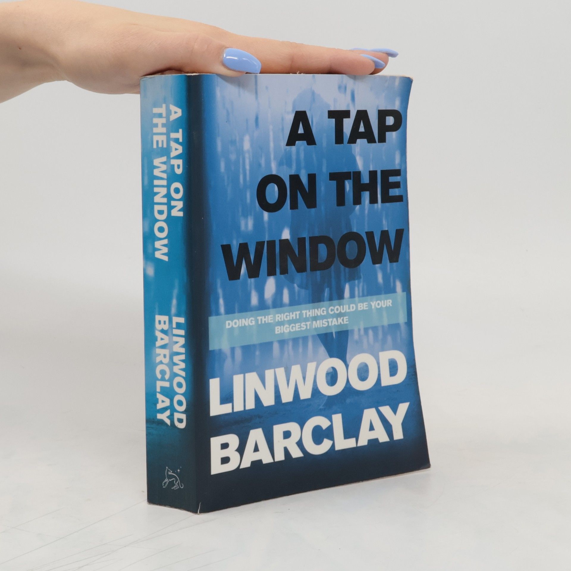 Linwood Barclay A Tap on the Window