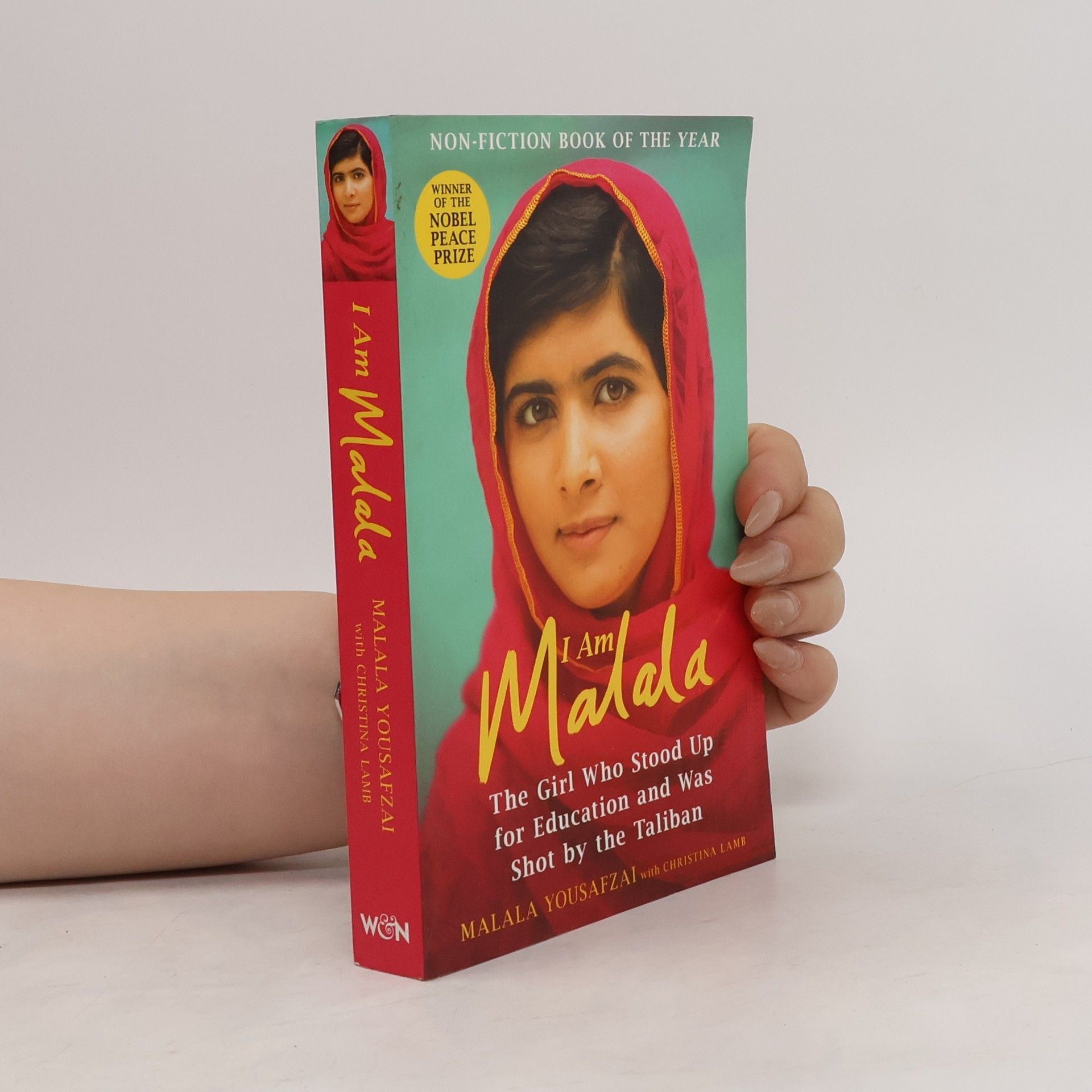Malala Yousafzai I am Malala : the girl who stood up for education and was shot by the Taliban