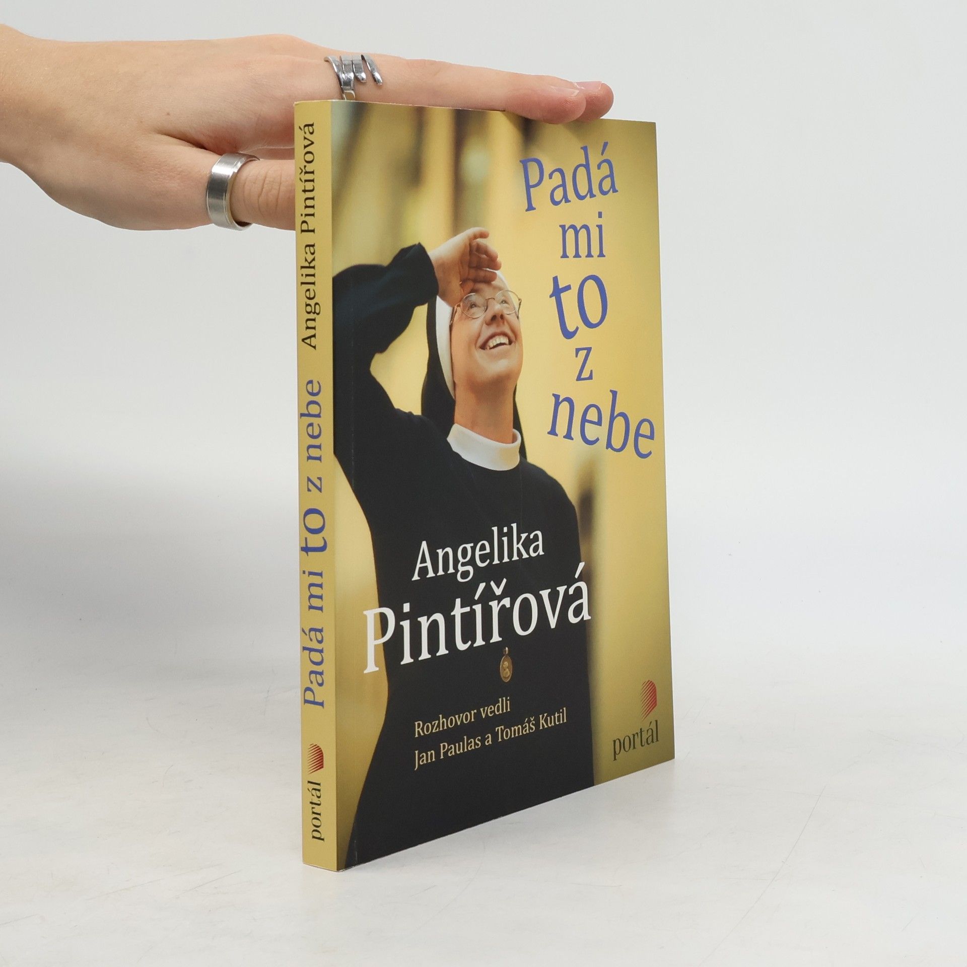 Angelika Pintířová Padá mi to z nebe