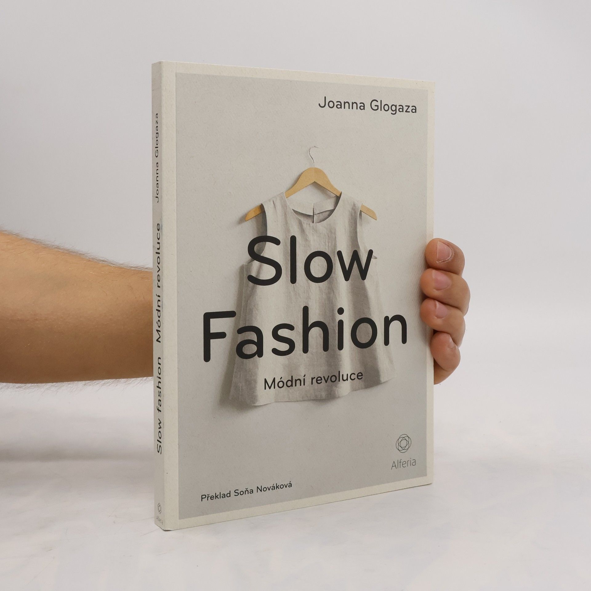 Joanna Glogaza Slow Fashion
