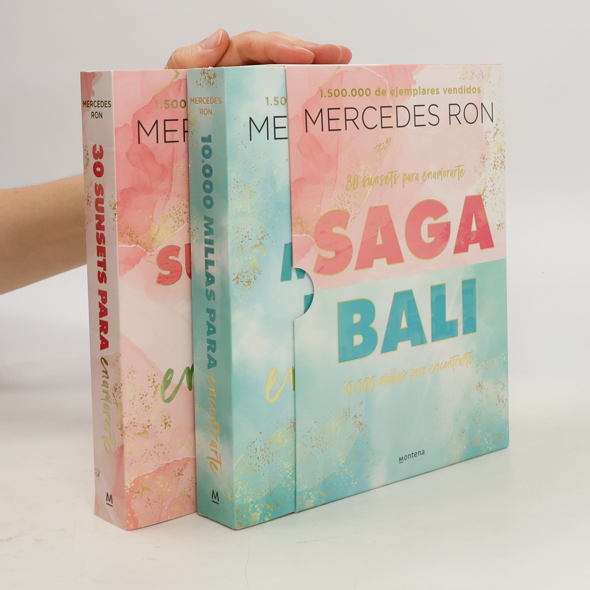 Mercedes Ron Estuche Saga Bali.  30 Sunsets para enamorarte. 10.000 millas para encontrarte