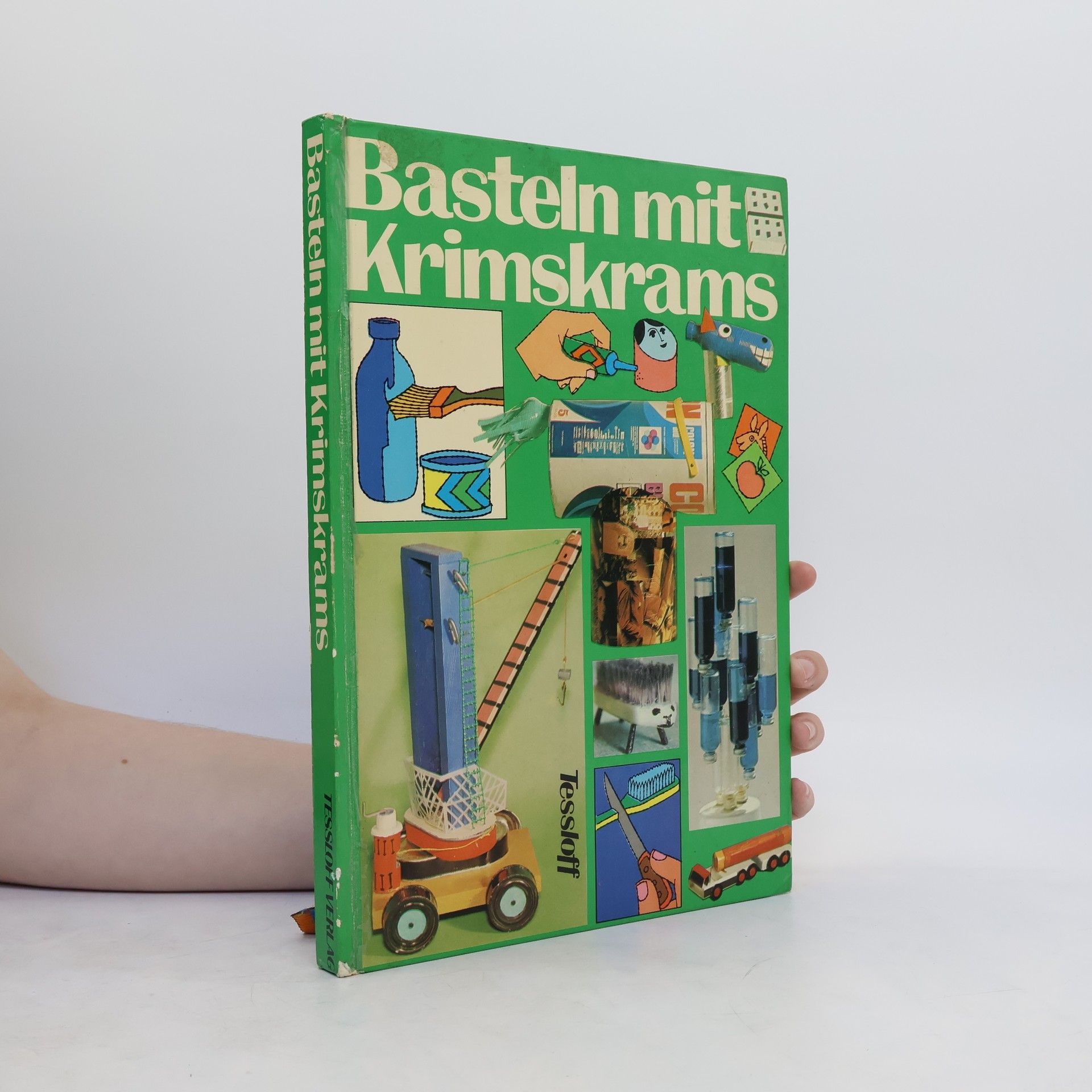 Francisco Carreño Basteln mit Krimskrams