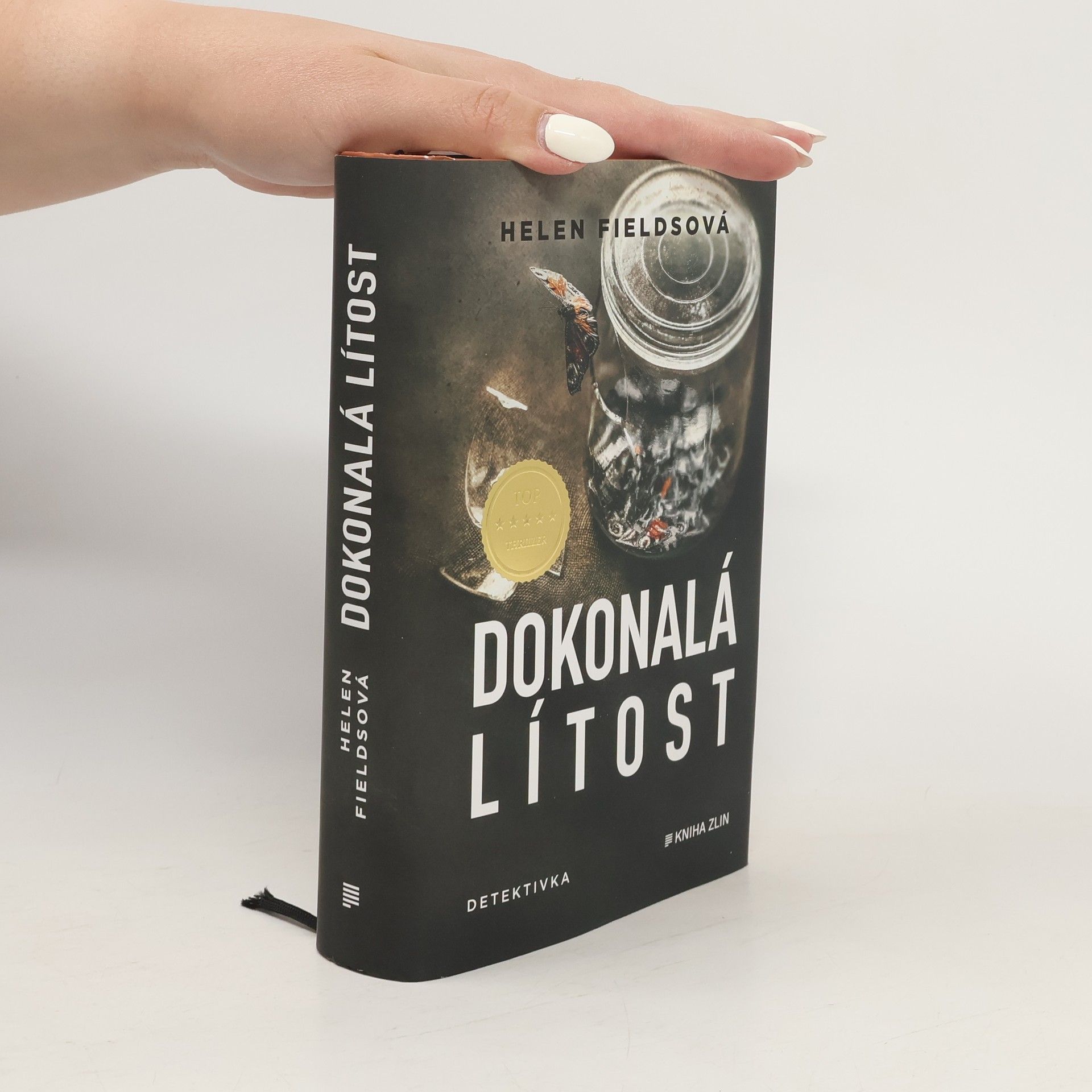 Helen Fields Dokonalá lítost