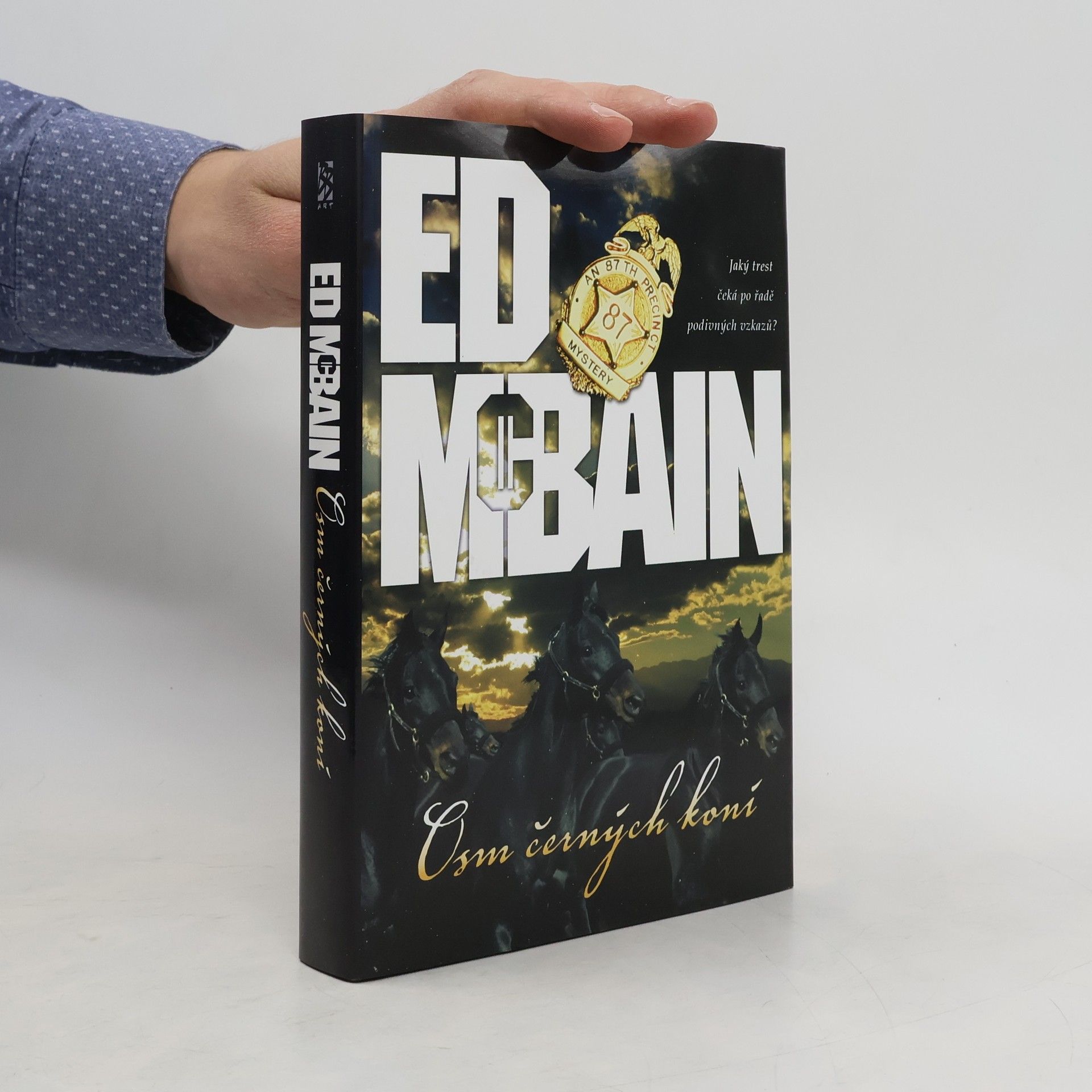 Ed McBain Osm černých koní : román z 87. revíru
