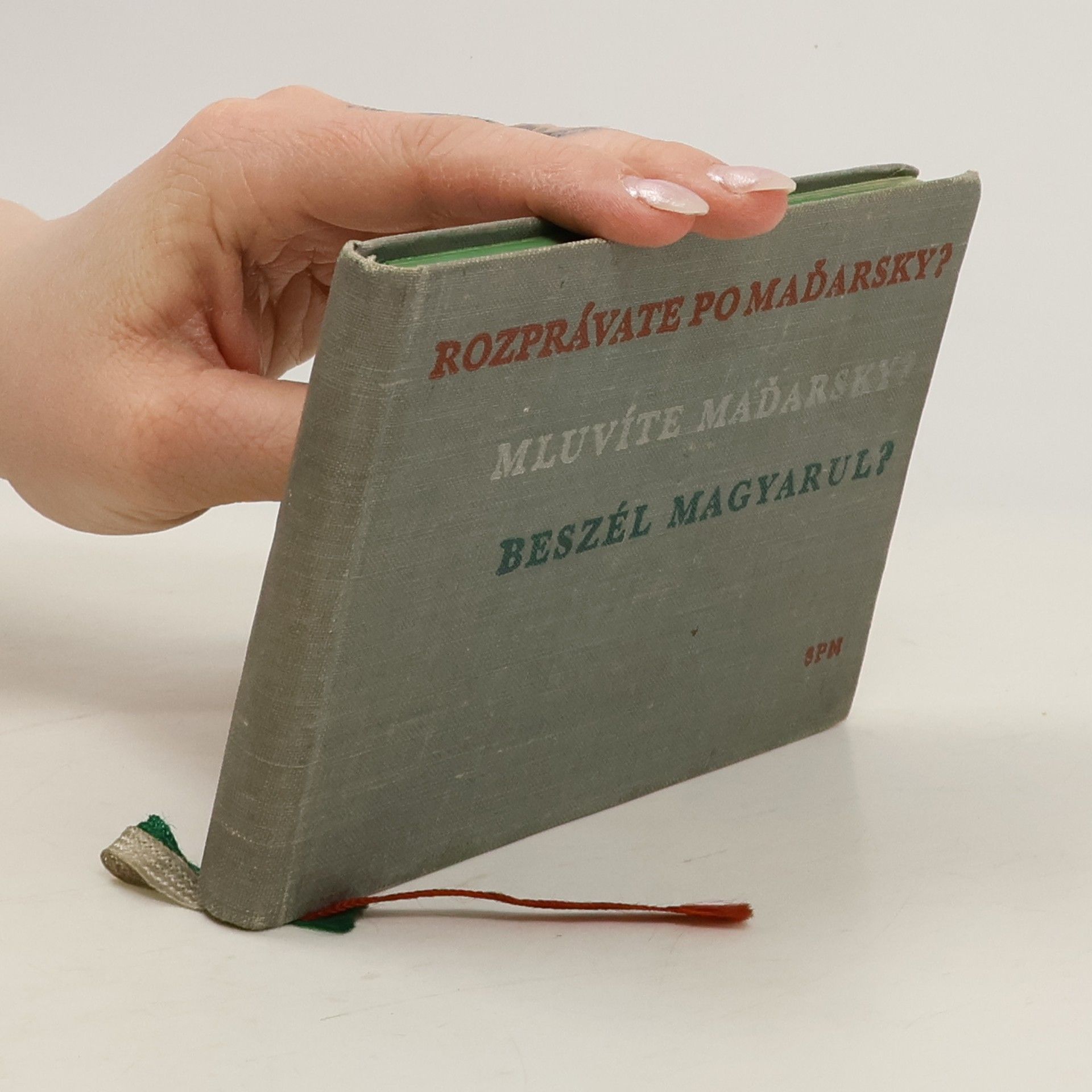 kolektiv Rozprávate po maďarsky? Mluvíte maďarsky? Beszél magyarul?