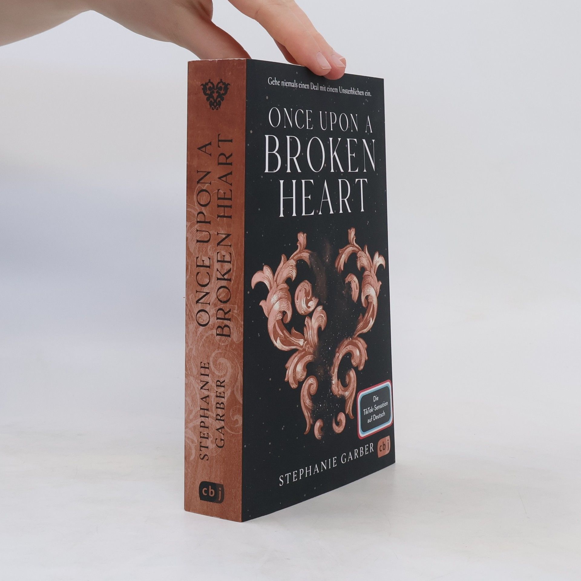 Stephanie Garber Once Upon a Broken Heart