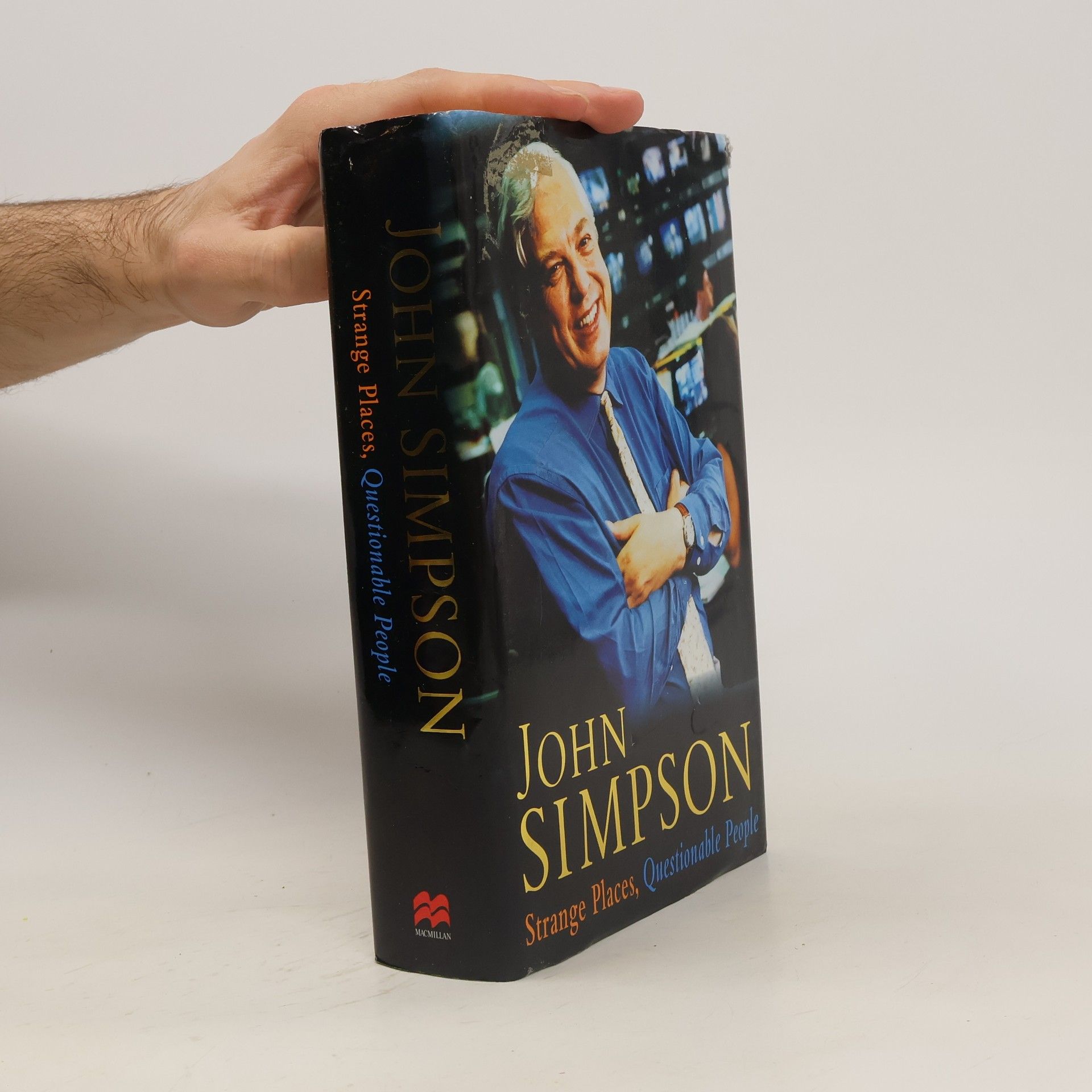 John Simpson Strange Places, Questionable People
