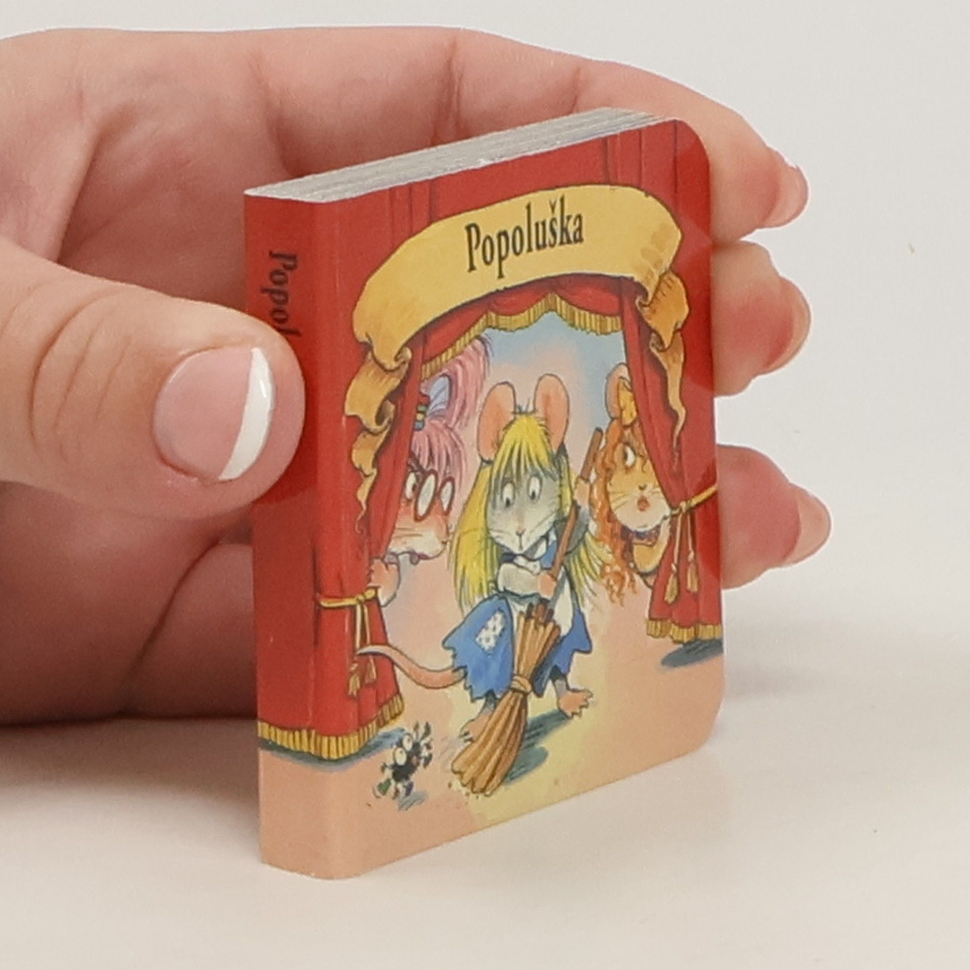 kolektiv Popoluška