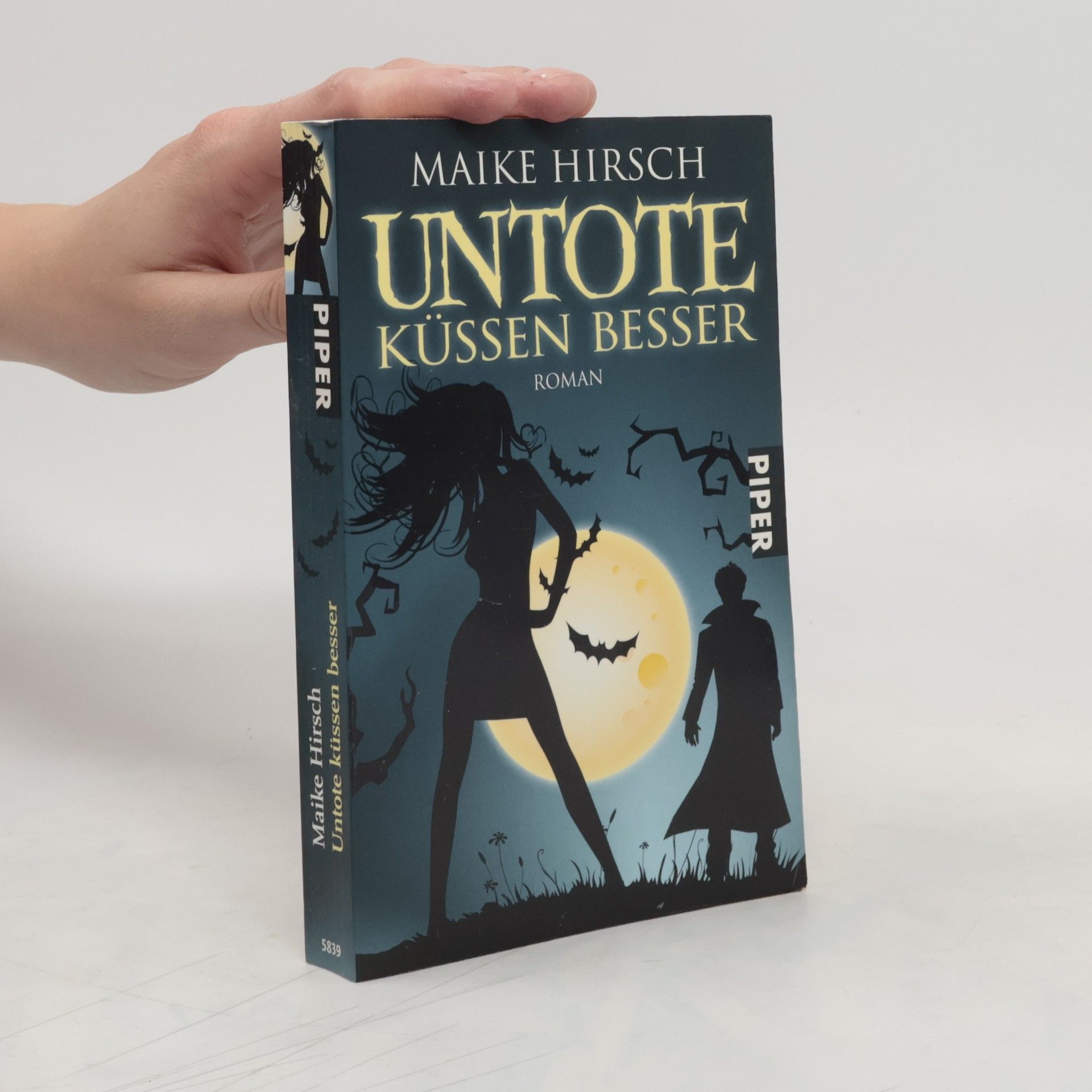 Maike Hirsch Untote küssen besser