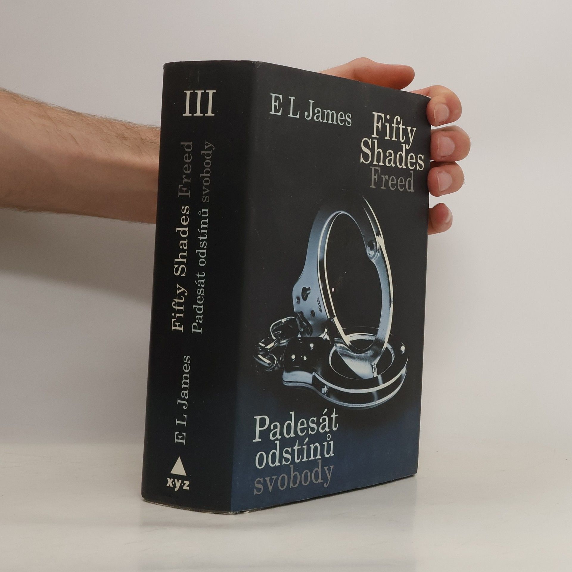 E. L. James Padesát odstínů svobody
