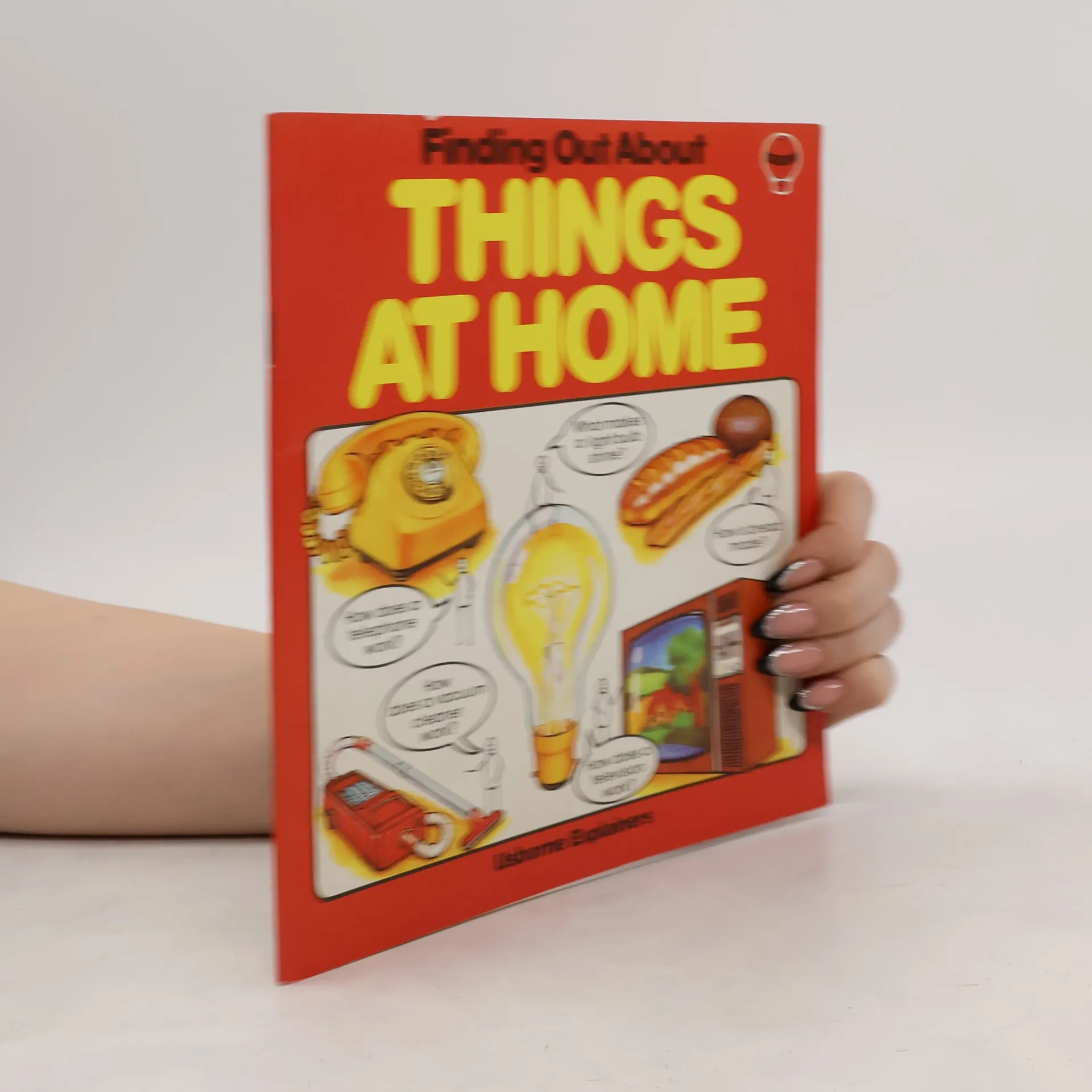 Finding Out about Things at Home | Book | Paperback | Eliot Humberstone | EN
