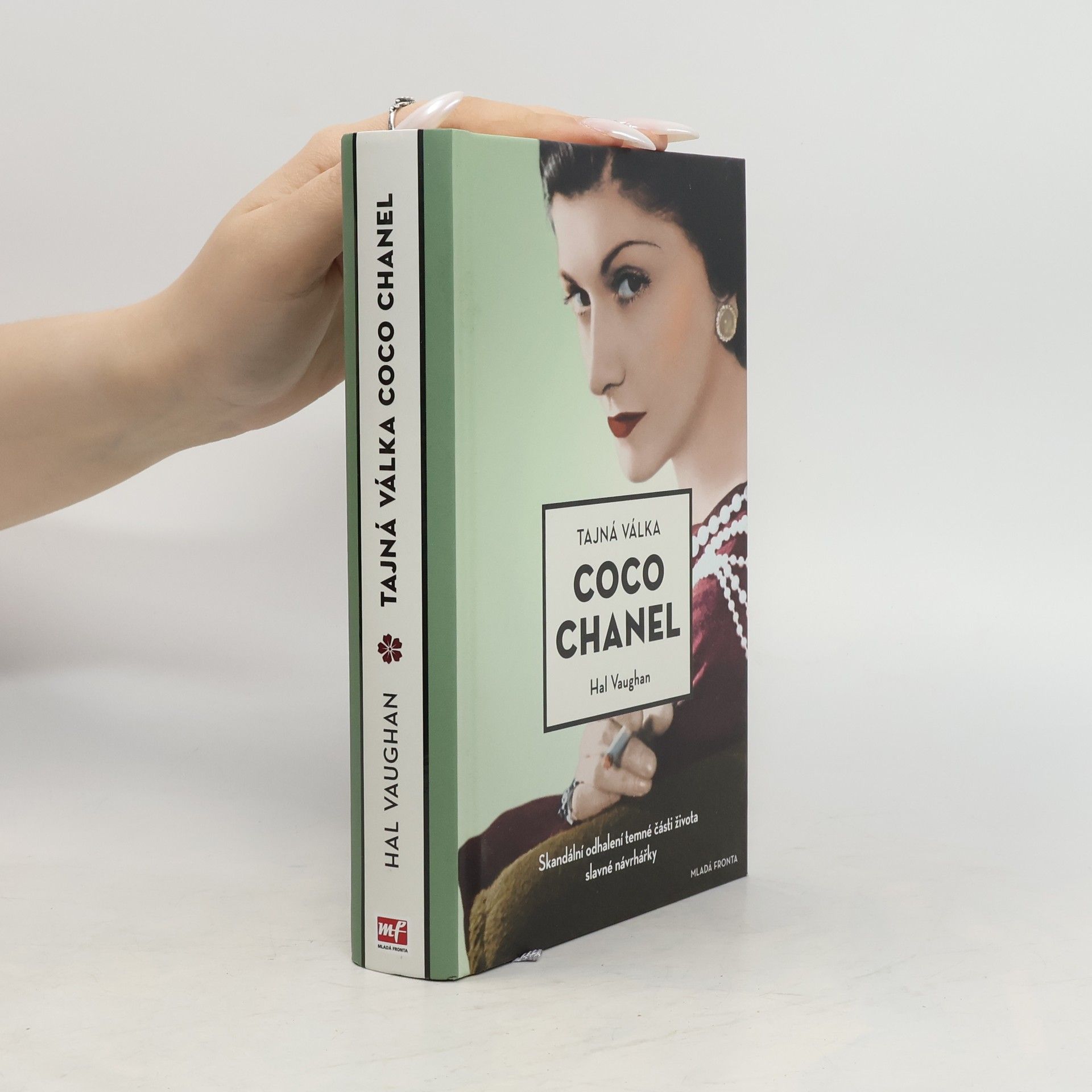 Hal W. Vaughan Tajná válka Coco Chanel