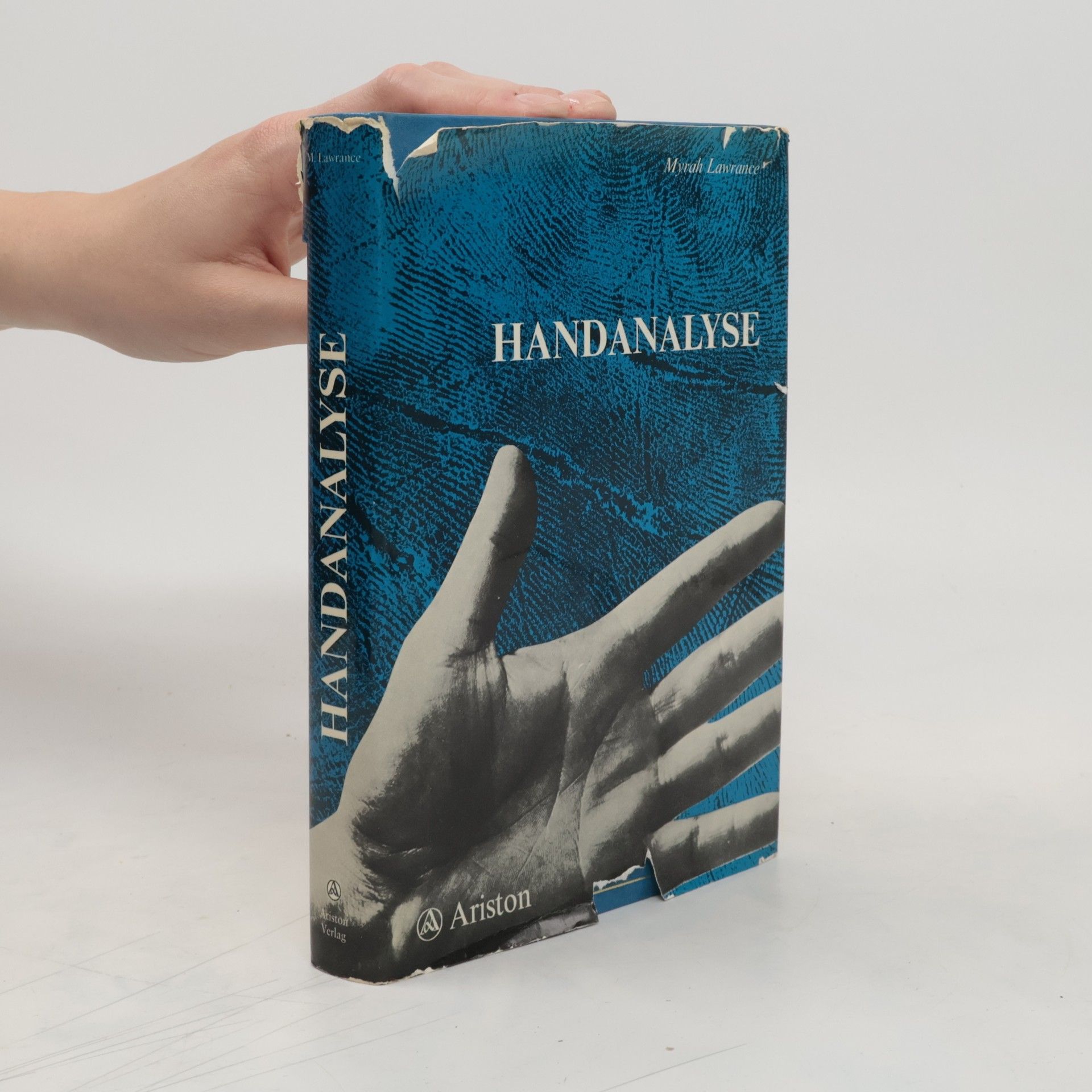 Myrah Lawrance Handanalyse