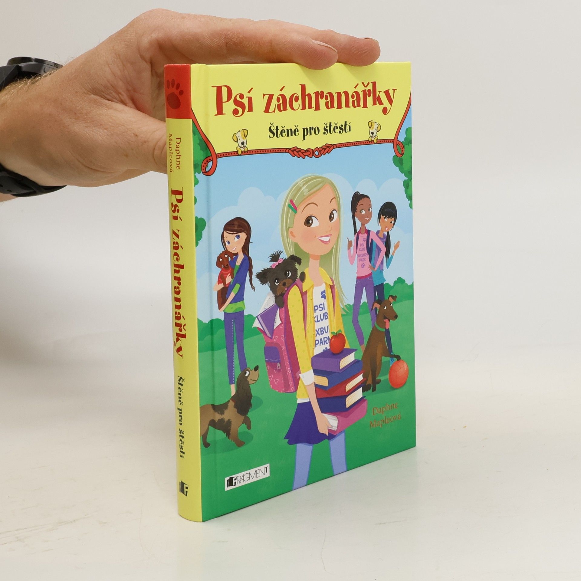 Daphne Maple Psí záchranářky. Štěně pro štěstí