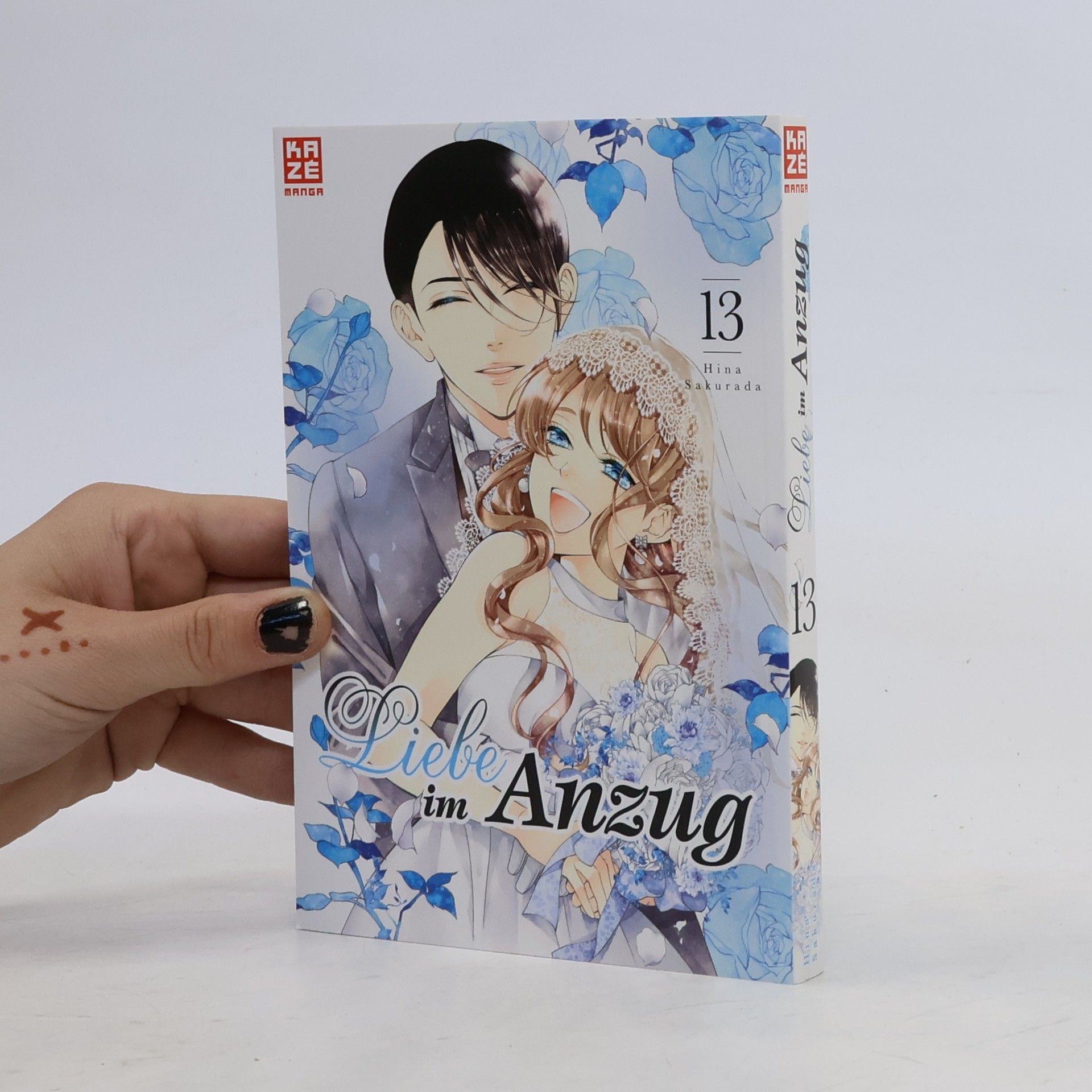 Hina Sakurada Liebe im Anzug - Band 13 (Finale)