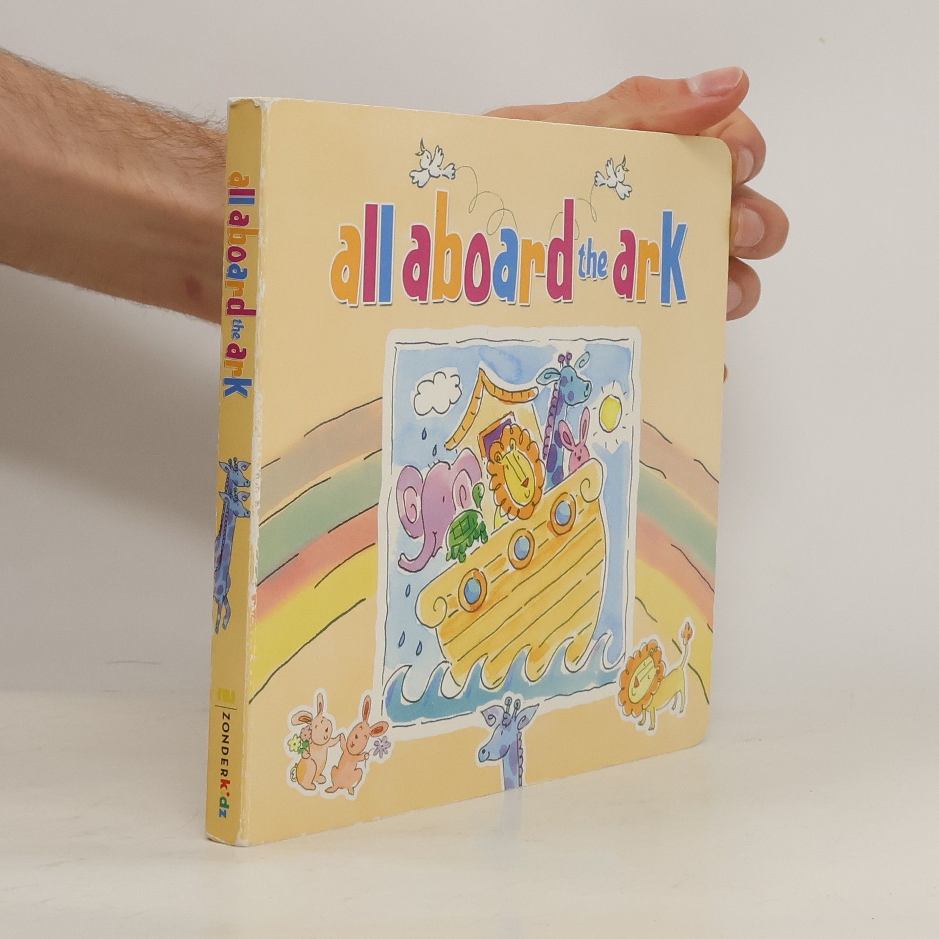 Collectif d'auteurs All Aboard the Ark